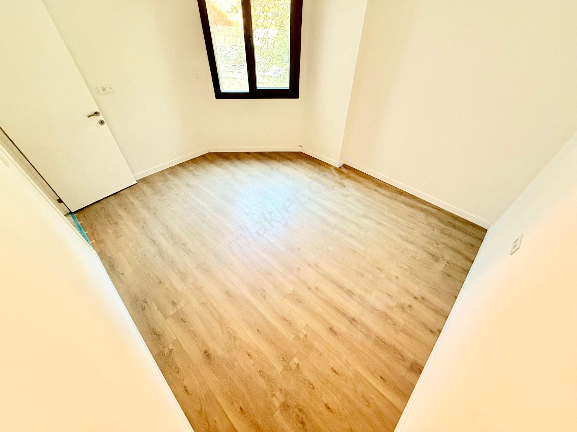 Parla'dan Bahçe Kullanımlı Doğa İle İç İçe Modern 2+1 Daire - Görsel 26