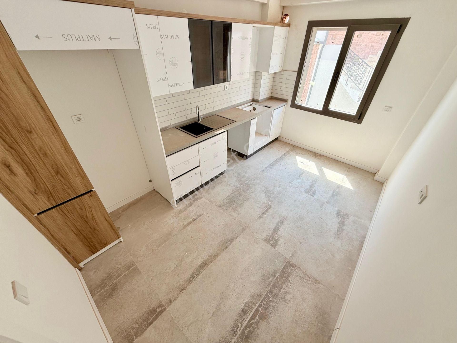 Parla'dan Bahçe Kullanımlı Doğa İle İç İçe Modern 2+1 Daire - Görsel 25