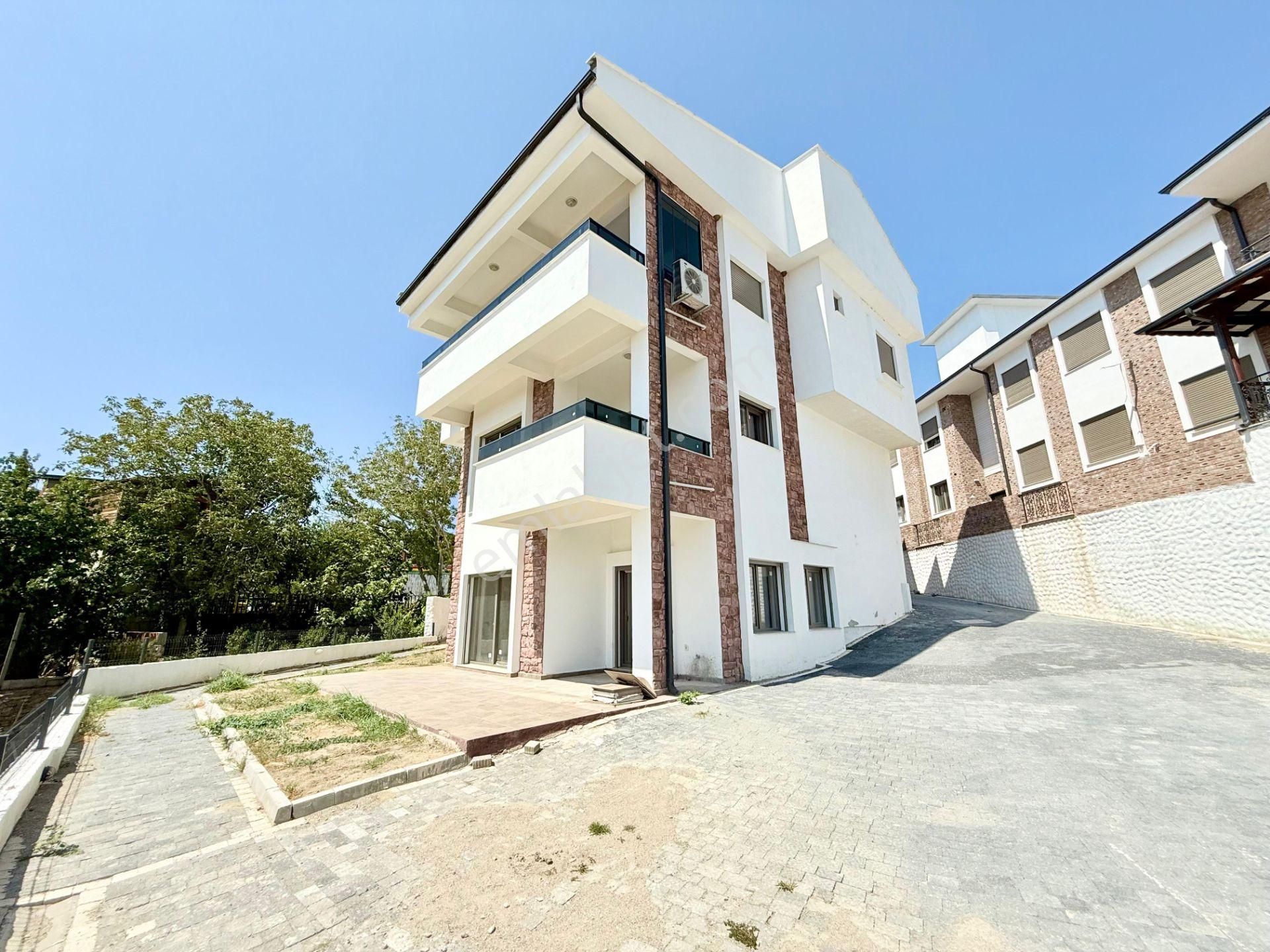 Parla'dan Bahçe Kullanımlı Doğa İle İç İçe Modern 2+1 Daire - Görsel 13