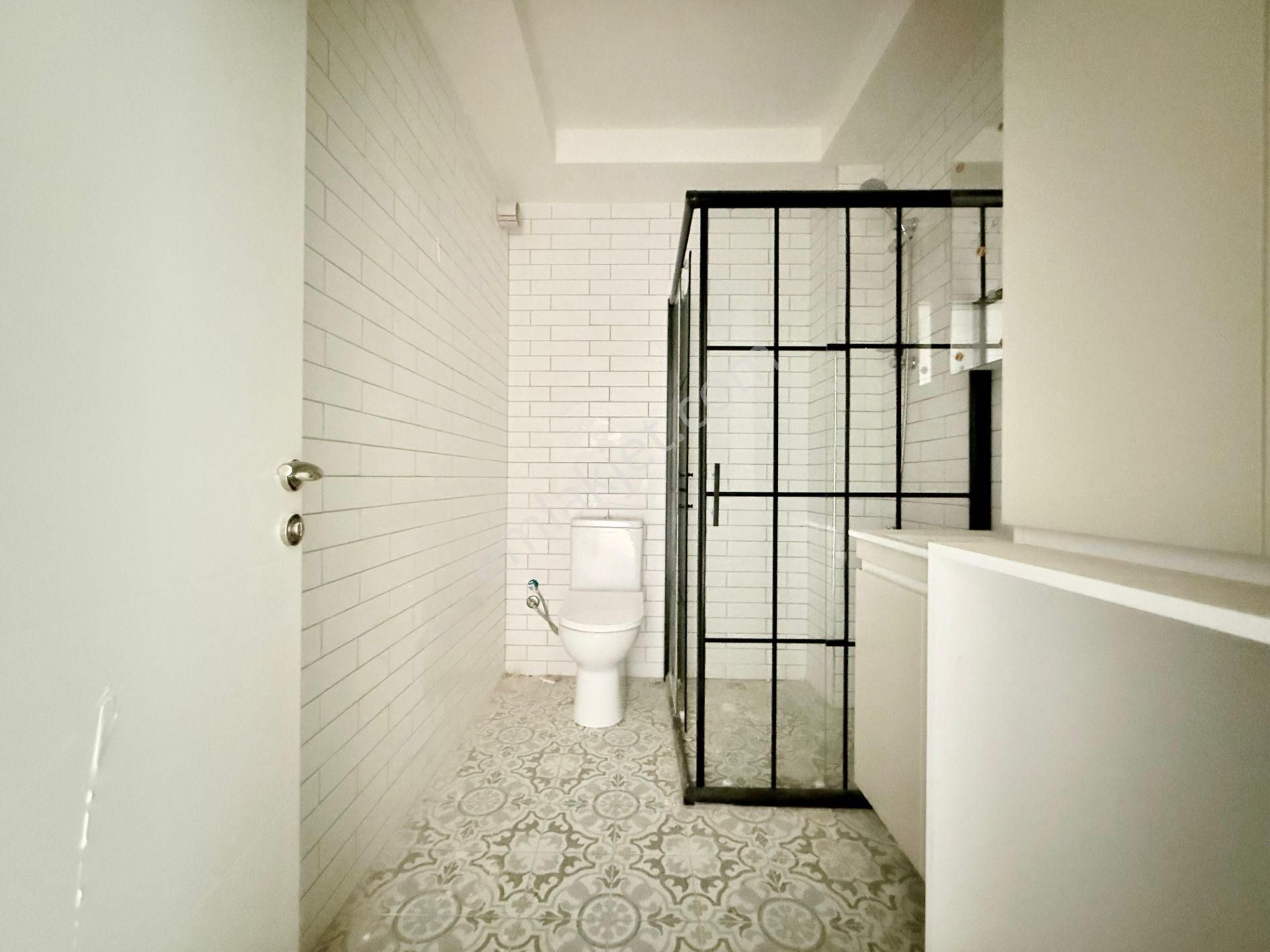 Parla'dan Bahçe Kullanımlı Doğa İle İç İçe Modern 2+1 Daire - Görsel 23