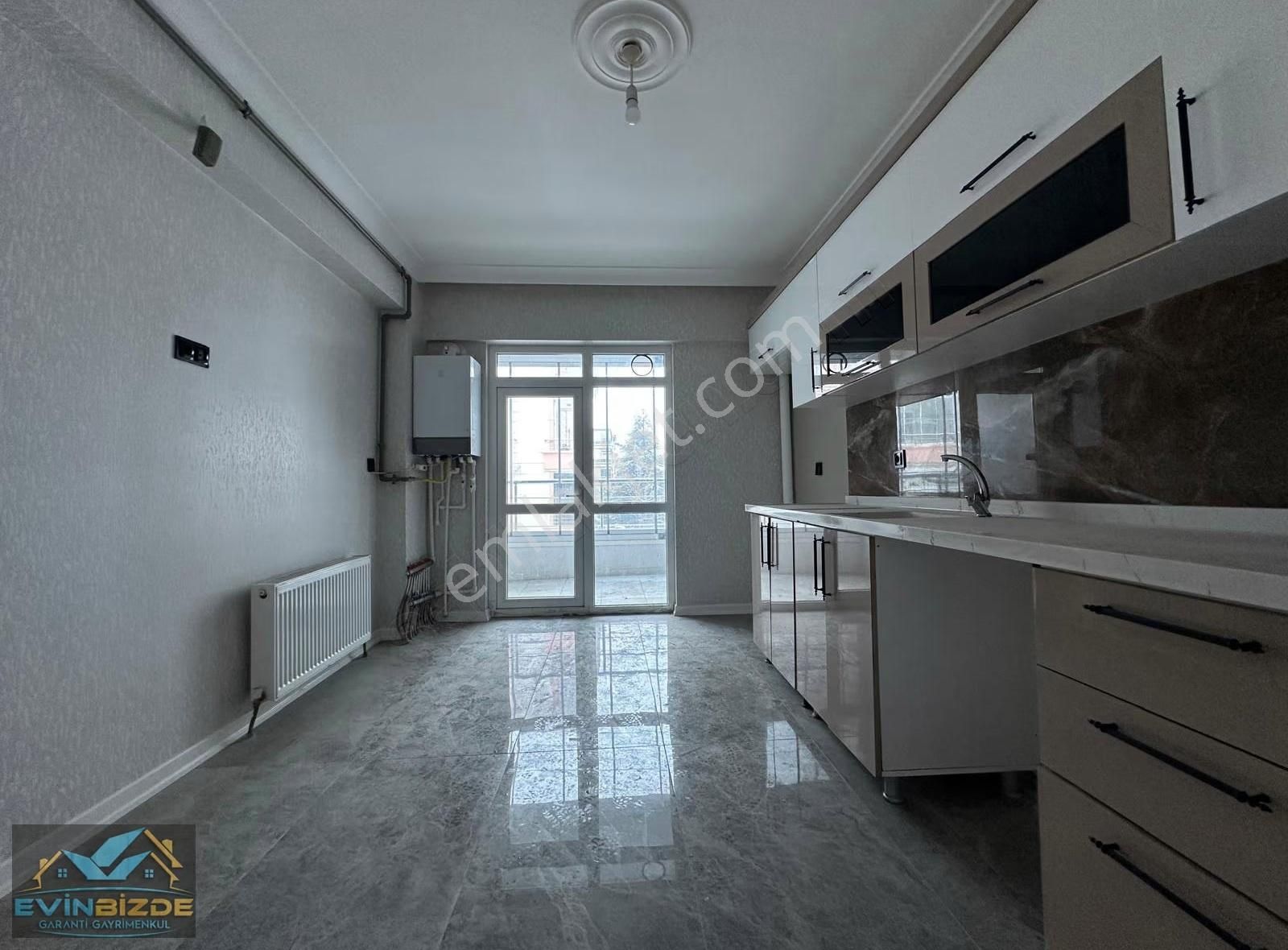 Keçiörende 4+1 Merkezi Konumda İskanlı Acilsatılık Daire - Görsel 4