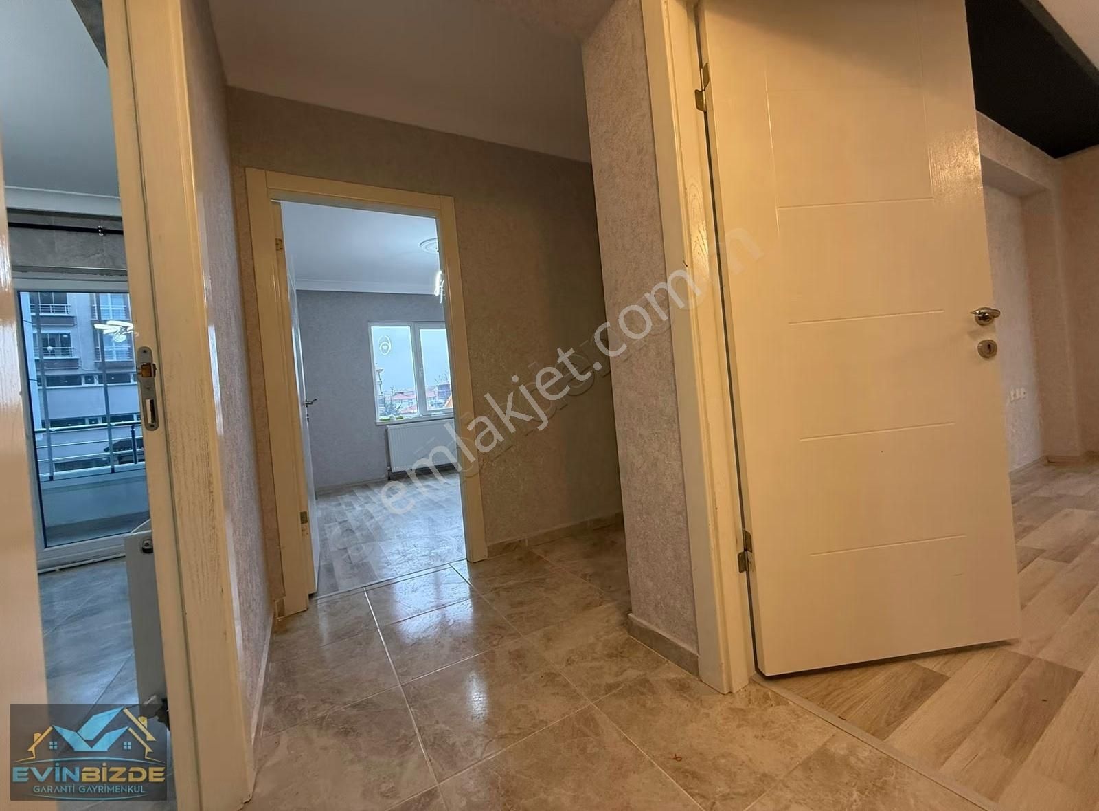 Keçiörende 3+1 Y Giriş Full Yapılı Kat Konumlu Kredi Sorunu Yok - Görsel 5