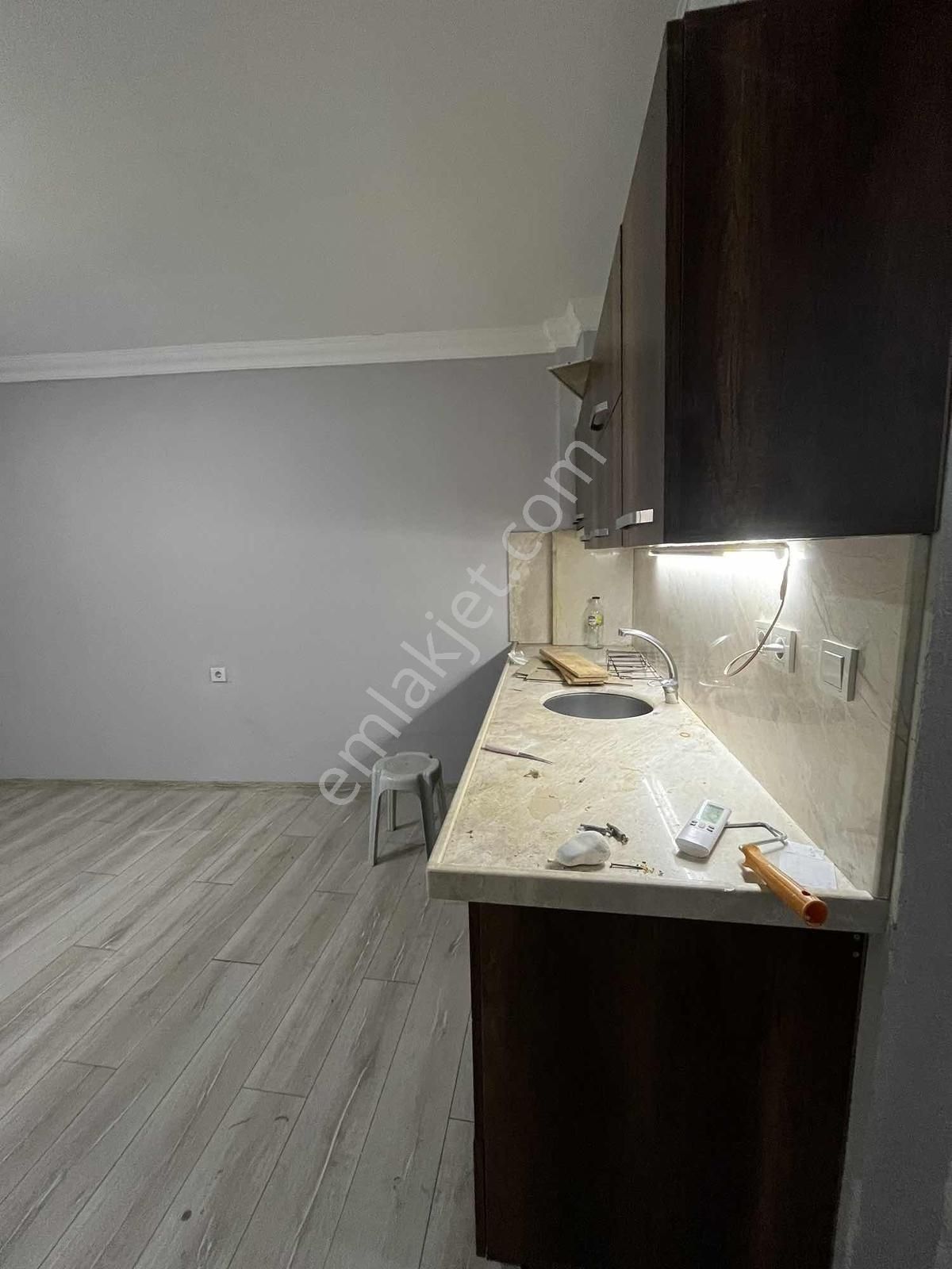 Satılık Cumhuriyet Meydanında - Büro / Ofis / Ev - Görsel 9