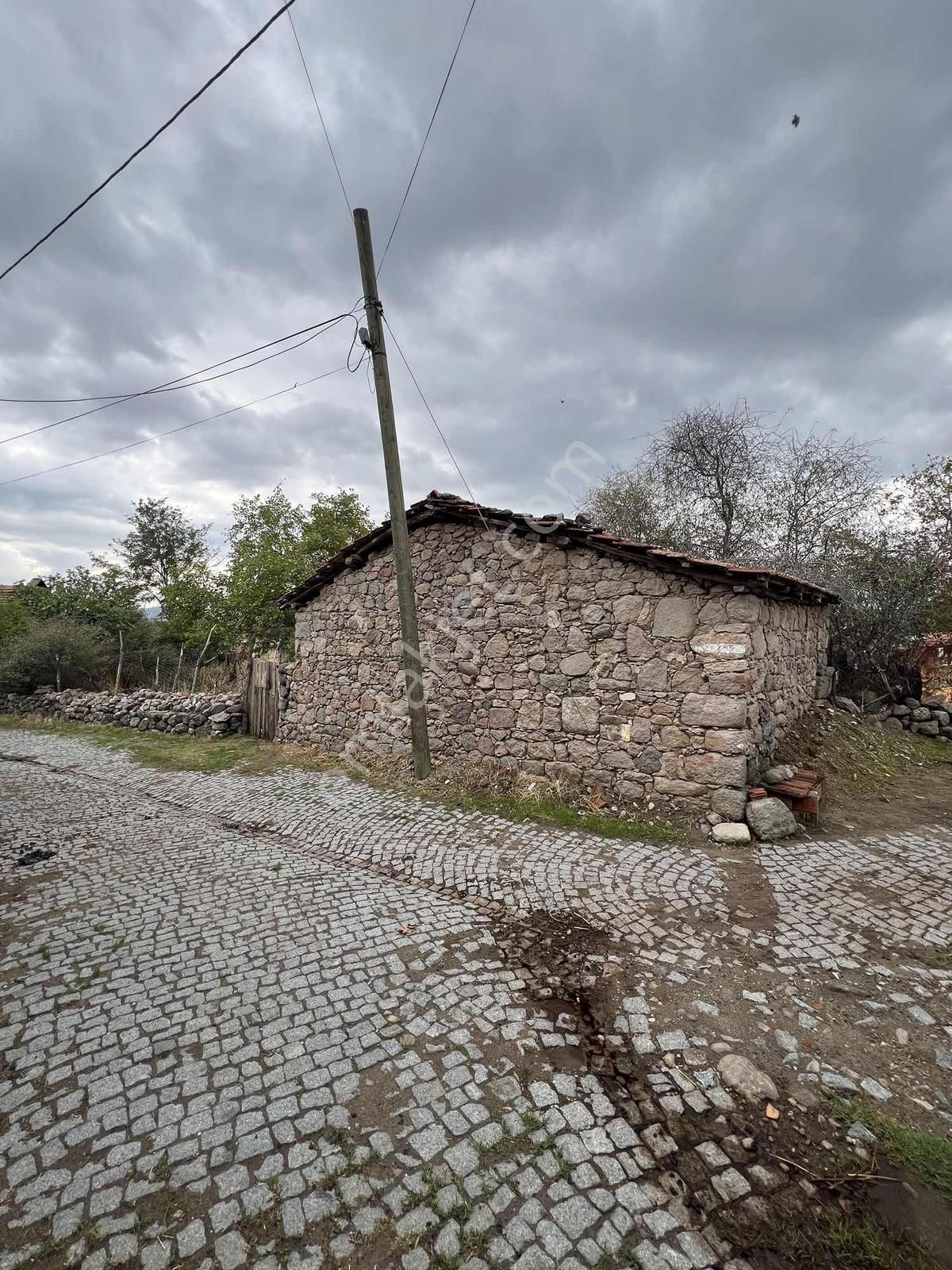 Bergama Hamzalı Süleymaniyede Satılık Ev Arsası - Görsel 3