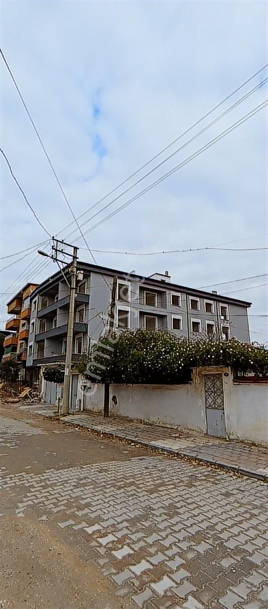 Gaziosmanpaşa Mahallesinde Ağır Duruşlu Daire - Görsel 2