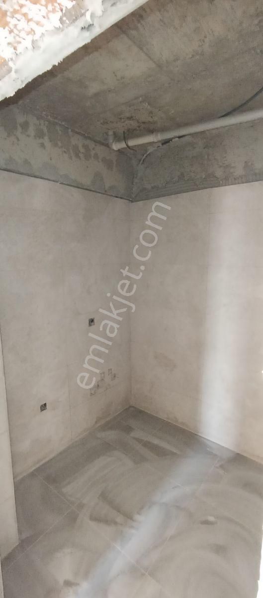 Gaziosmanpaşa Mahallesinde Ağır Duruşlu Daire - Görsel 16