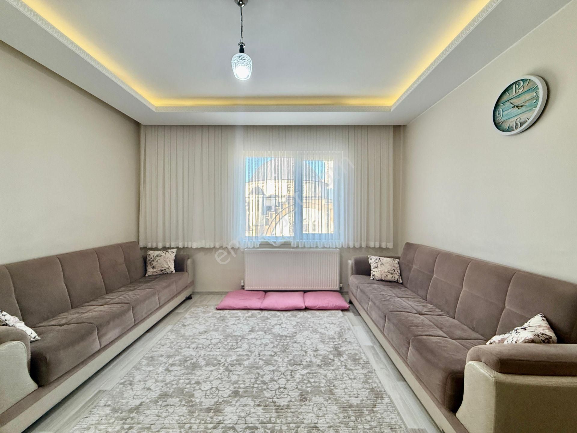 Kalecik Emlak'tan E.banyolu Asansörlü Site İçerisinde 3+1 Kilerli - Görsel 9