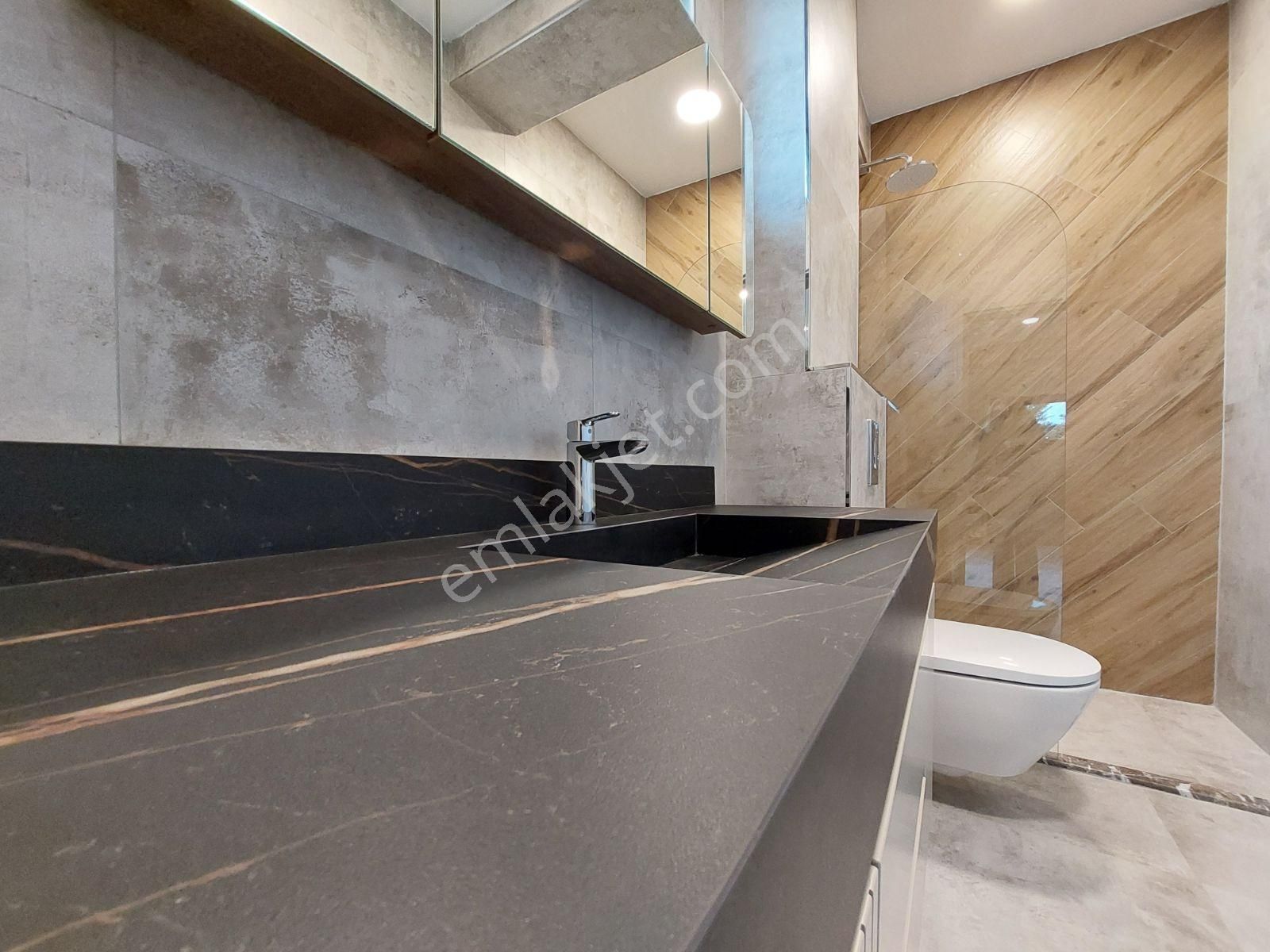 Edremit'in Prestijli Lokasyonunda Göz Alıcı Müstakil Villa - Görsel 33