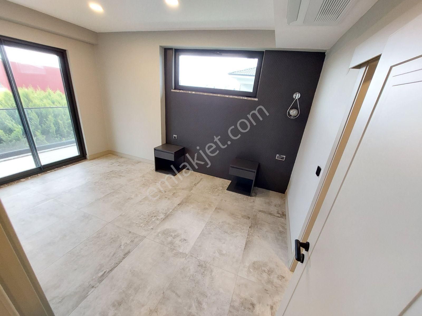 Edremit'in Prestijli Lokasyonunda Göz Alıcı Müstakil Villa - Görsel 15