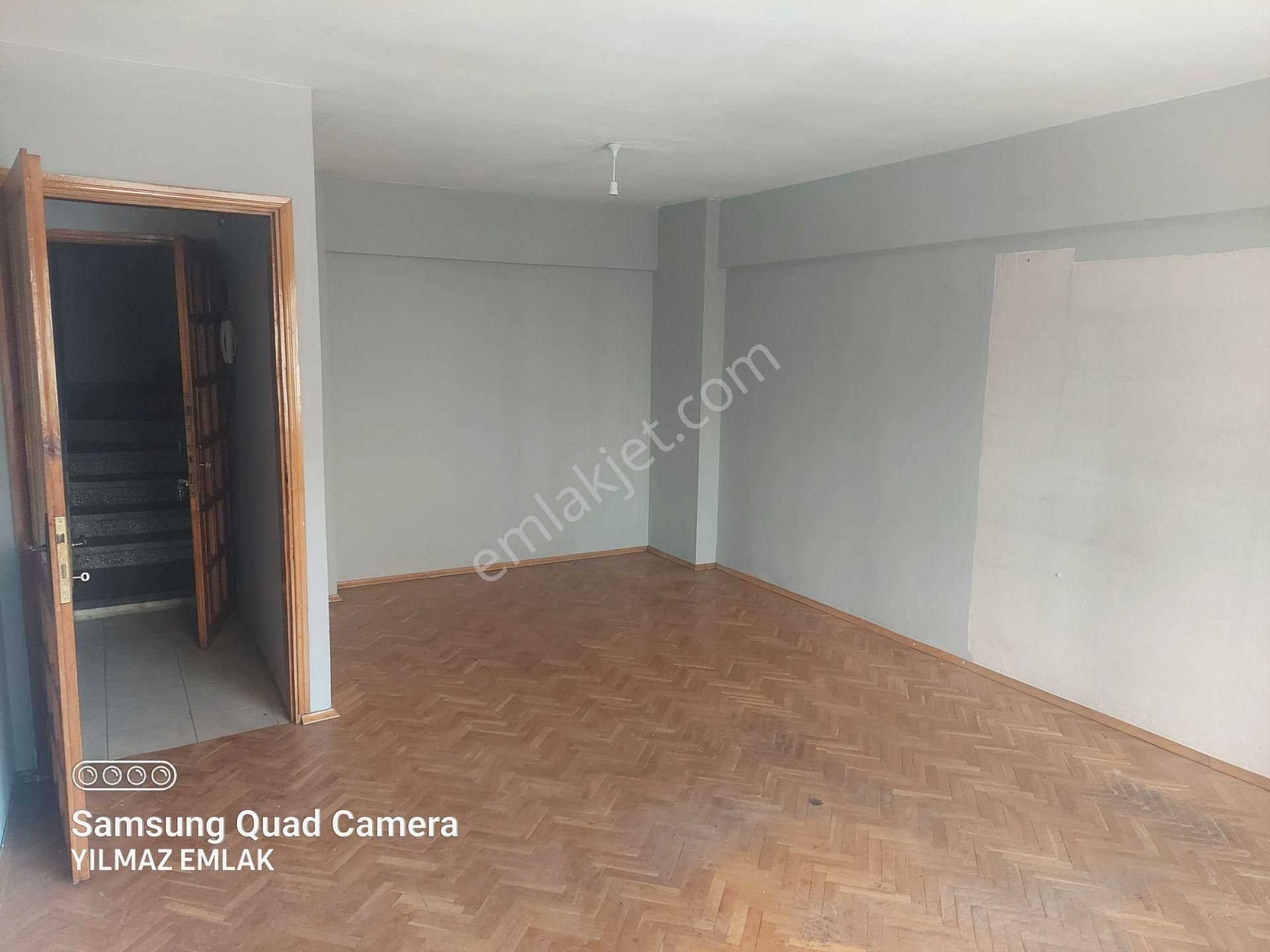 Turan Mahallesinde Satılık 3+1 Zemin Üstü Daire İşyeri İçin Uygun - Görsel 16