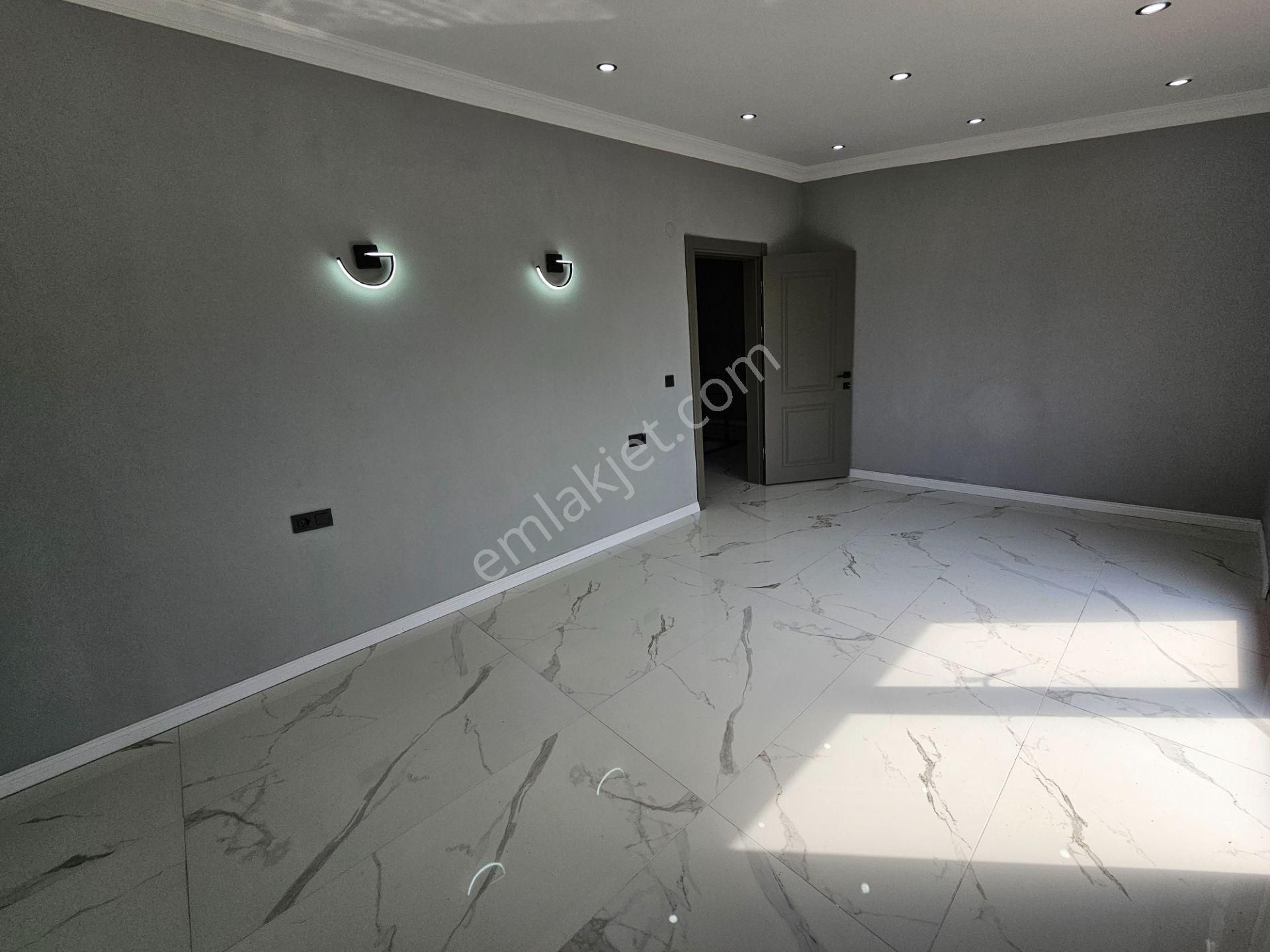 Deniz'den Kocaali Sakrya'da 3 +1 Geniş Bahçeli, Denize 50 Mt Mesafede Satılık Lüks Villa - Görsel 35