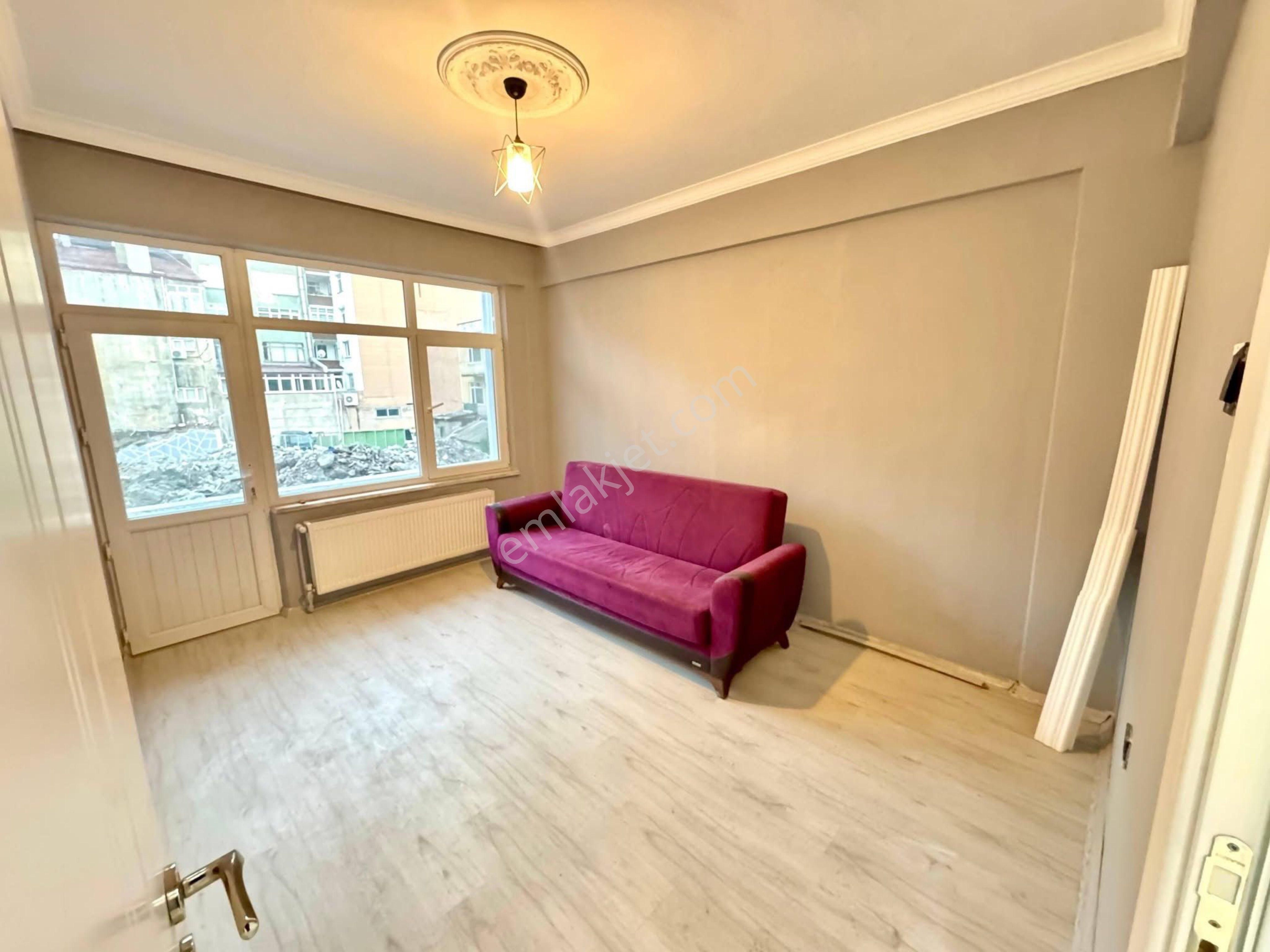 Furkan Emlaktan Zafer Mah 2+1 1.kat 120m2 Çift Balkonlu Merkezi Konumda Masrafsız Kiralık Daire - Görsel 7