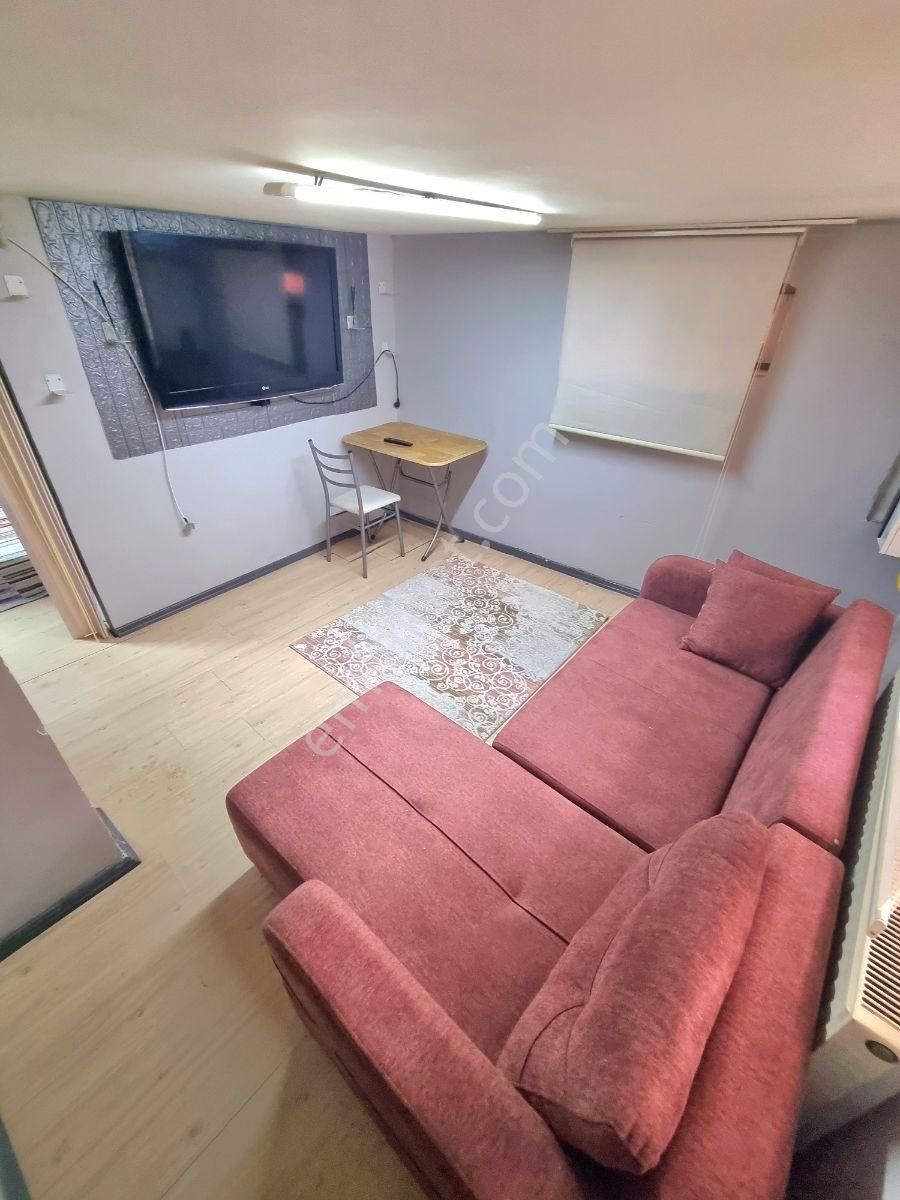 Setbaşı Merkez De Eşyalı Bakımlı Kombili 1+1 - Görsel 5