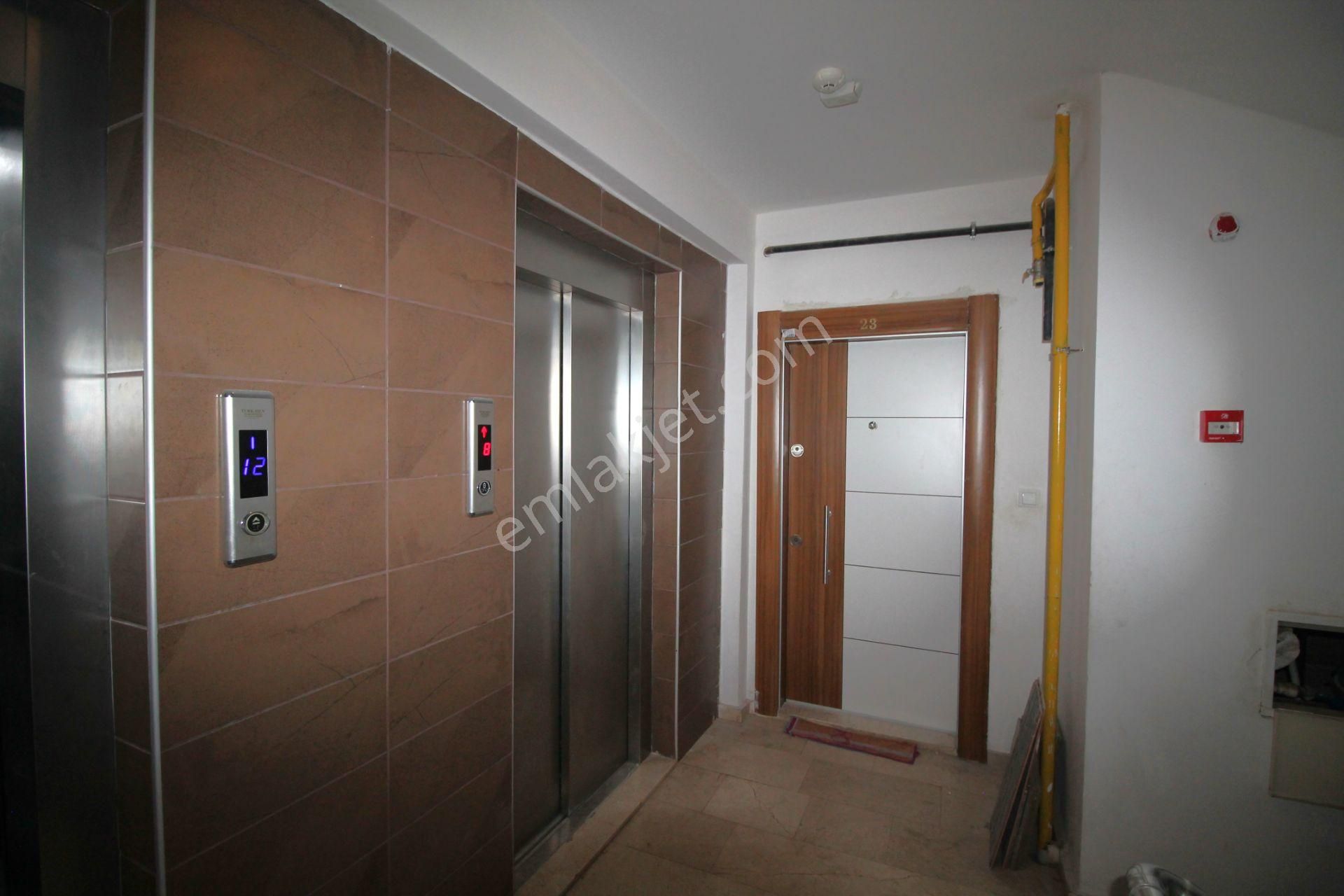 Retro’dan Mezitli Merkez’de Ferah Deniz Manzaralı 3+1 Kiralık - Görsel 28