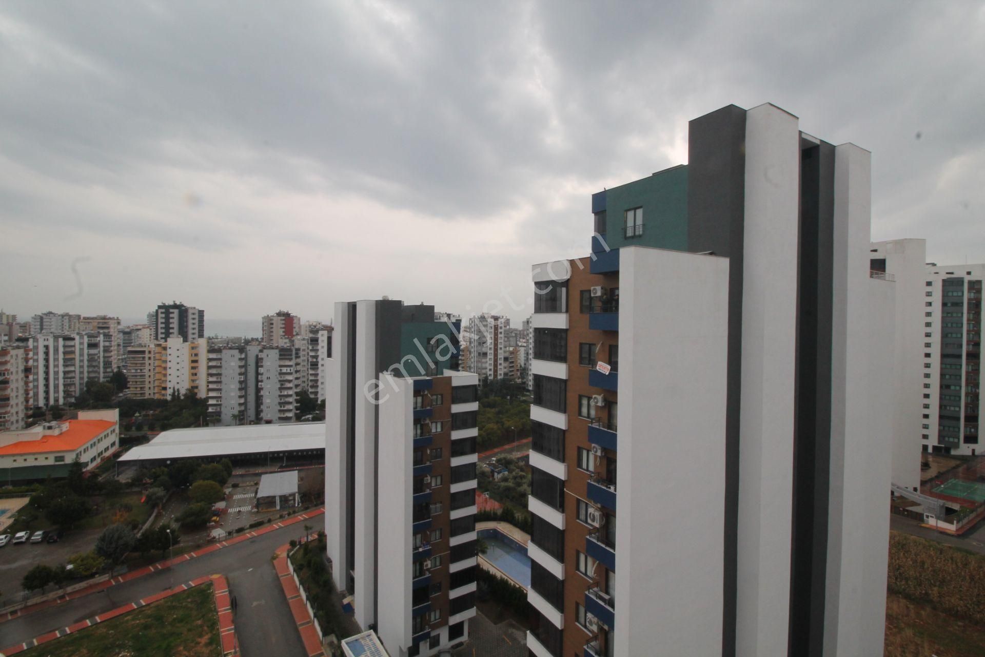 Retro’dan Mezitli Merkez’de Ferah Deniz Manzaralı 3+1 Kiralık - Görsel 8