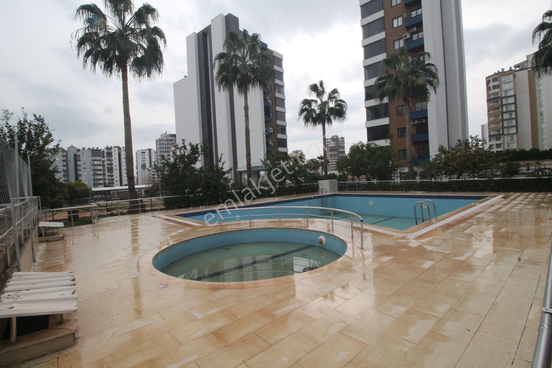 Retro’dan Mezitli Merkez’de Ferah Deniz Manzaralı 3+1 Kiralık - Görsel 30