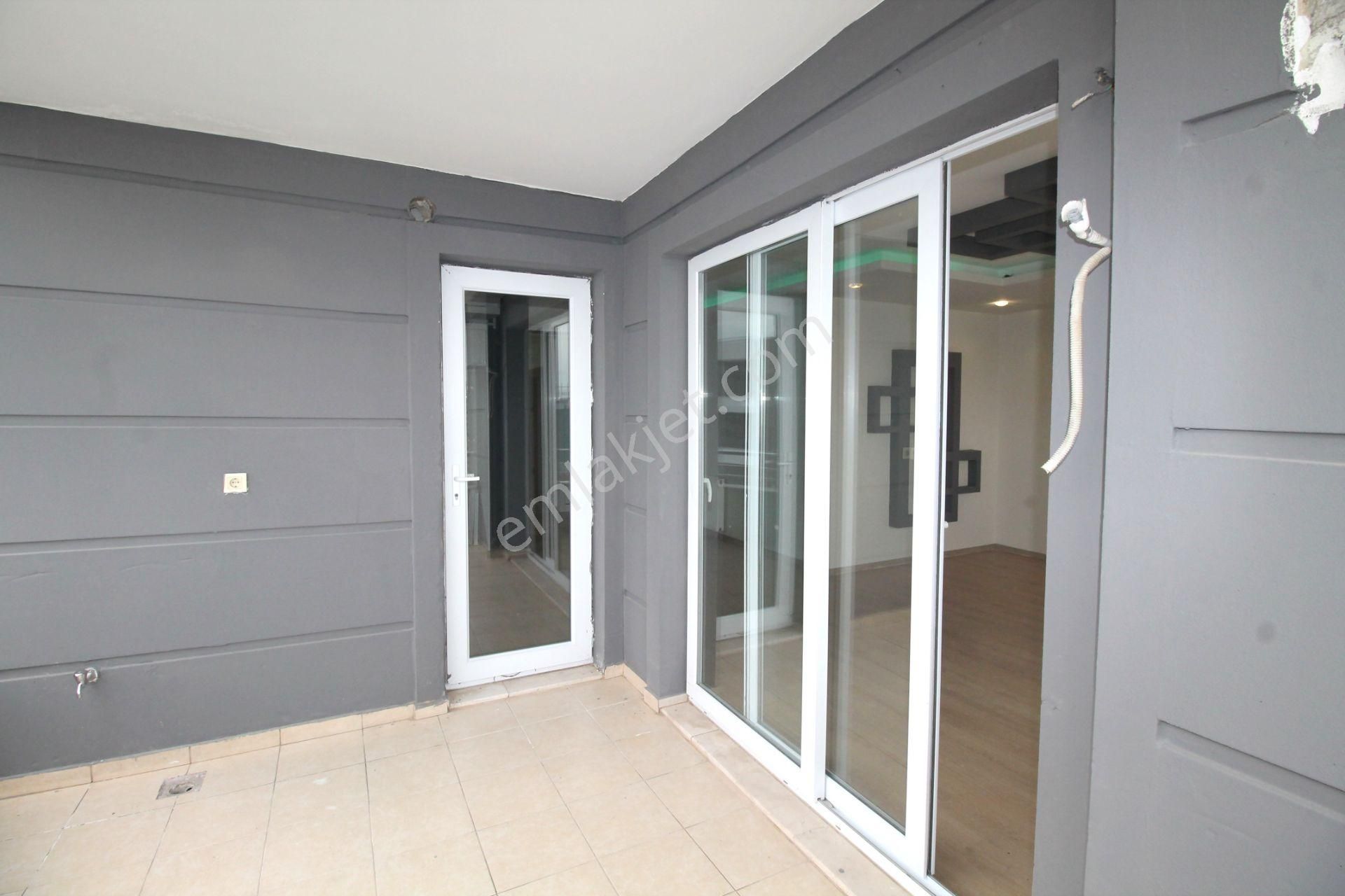 Retro’dan Mezitli Merkez’de Ferah Deniz Manzaralı 3+1 Kiralık - Görsel 6