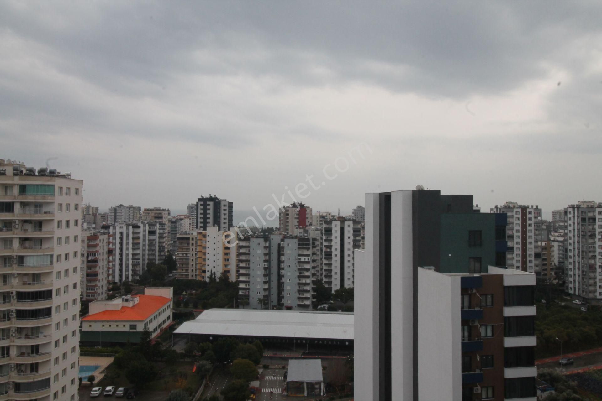 Retro’dan Mezitli Merkez’de Ferah Deniz Manzaralı 3+1 Kiralık - Görsel 9