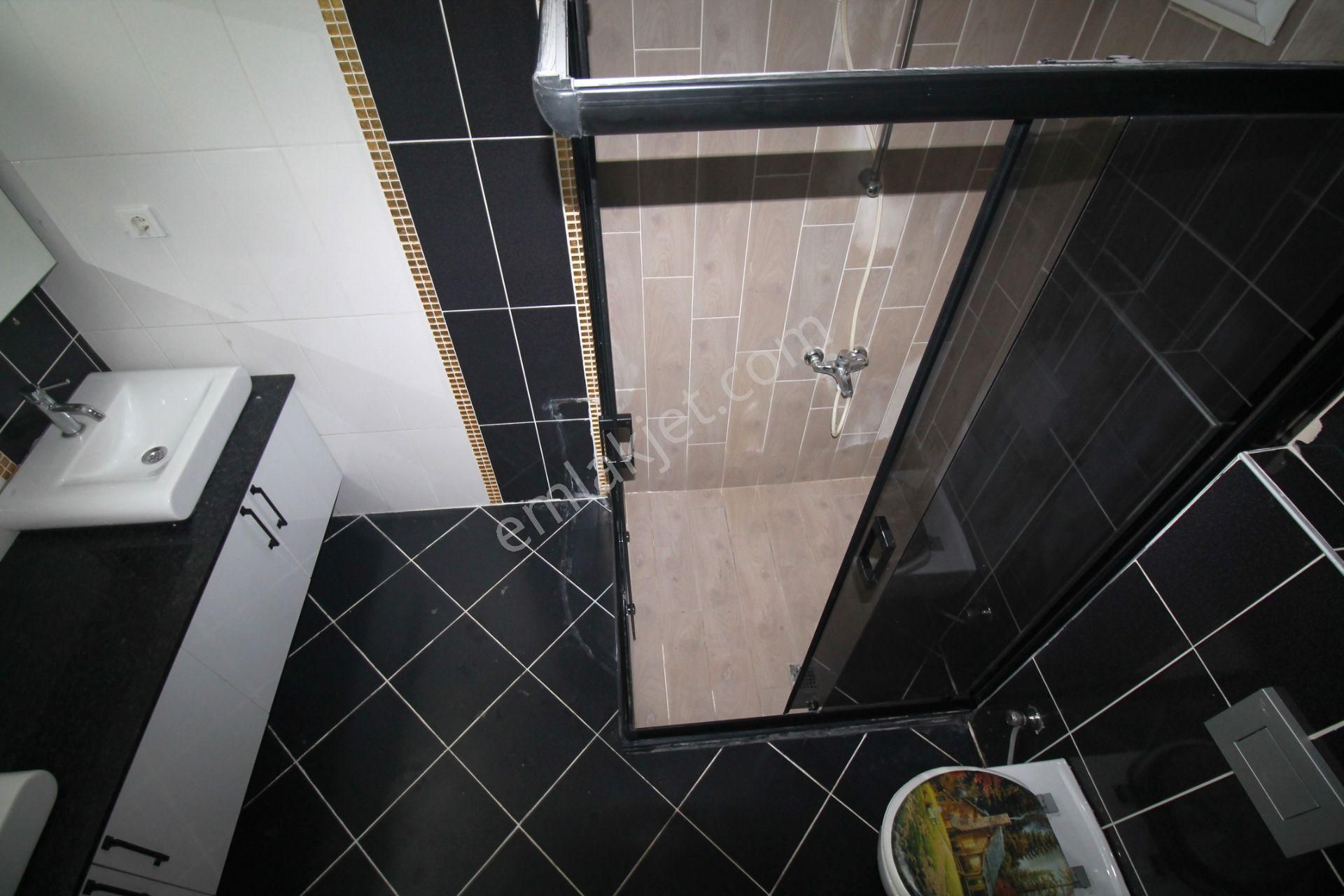 Retro’dan Mezitli Merkez’de Ferah Deniz Manzaralı 3+1 Kiralık - Görsel 27