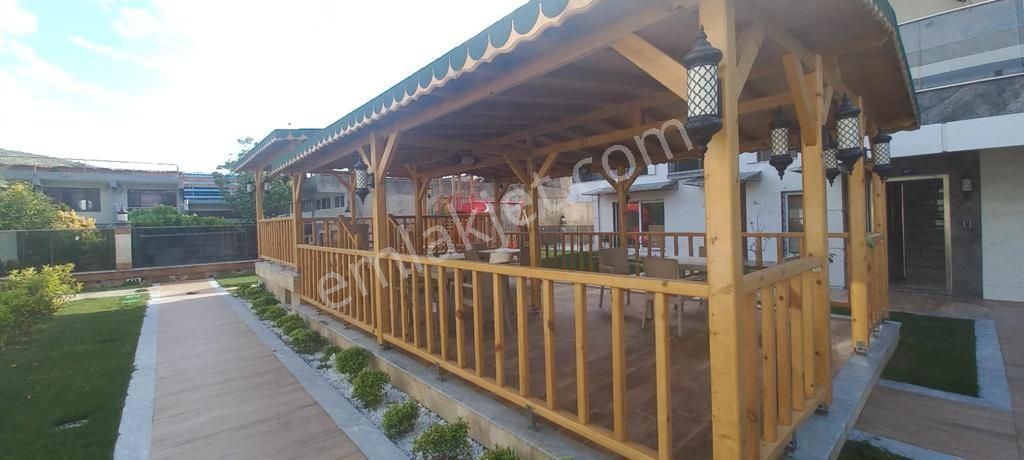 Kuştur Mevkii Havuzlu Sitede 2+1 Daire - Görsel 4