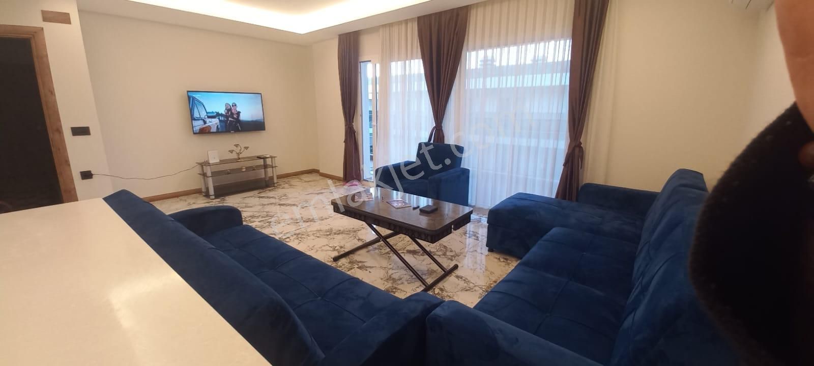 Kuştur Mevkii Havuzlu Sitede 2+1 Daire - Görsel 7