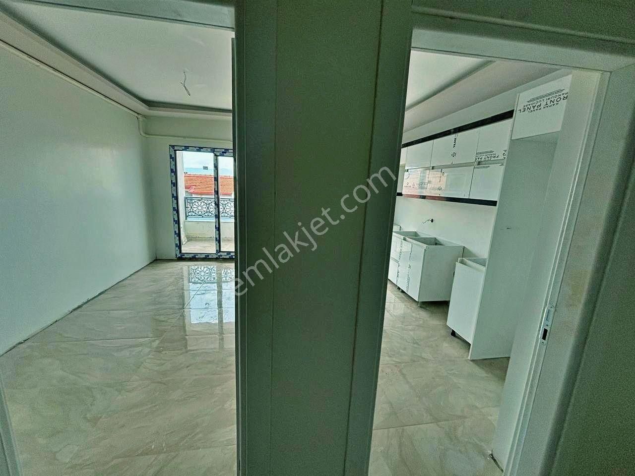 Yetkisi Uytundan Burhaniye'de Geniş Teraslı 4+1 Dubleks Daire - Görsel 6