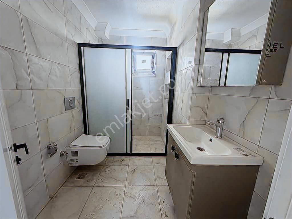 Geniş 1+1 İsteyenlere Ön Cephe Ve Kullanışlı Balkon Asansörlü - Görsel 2