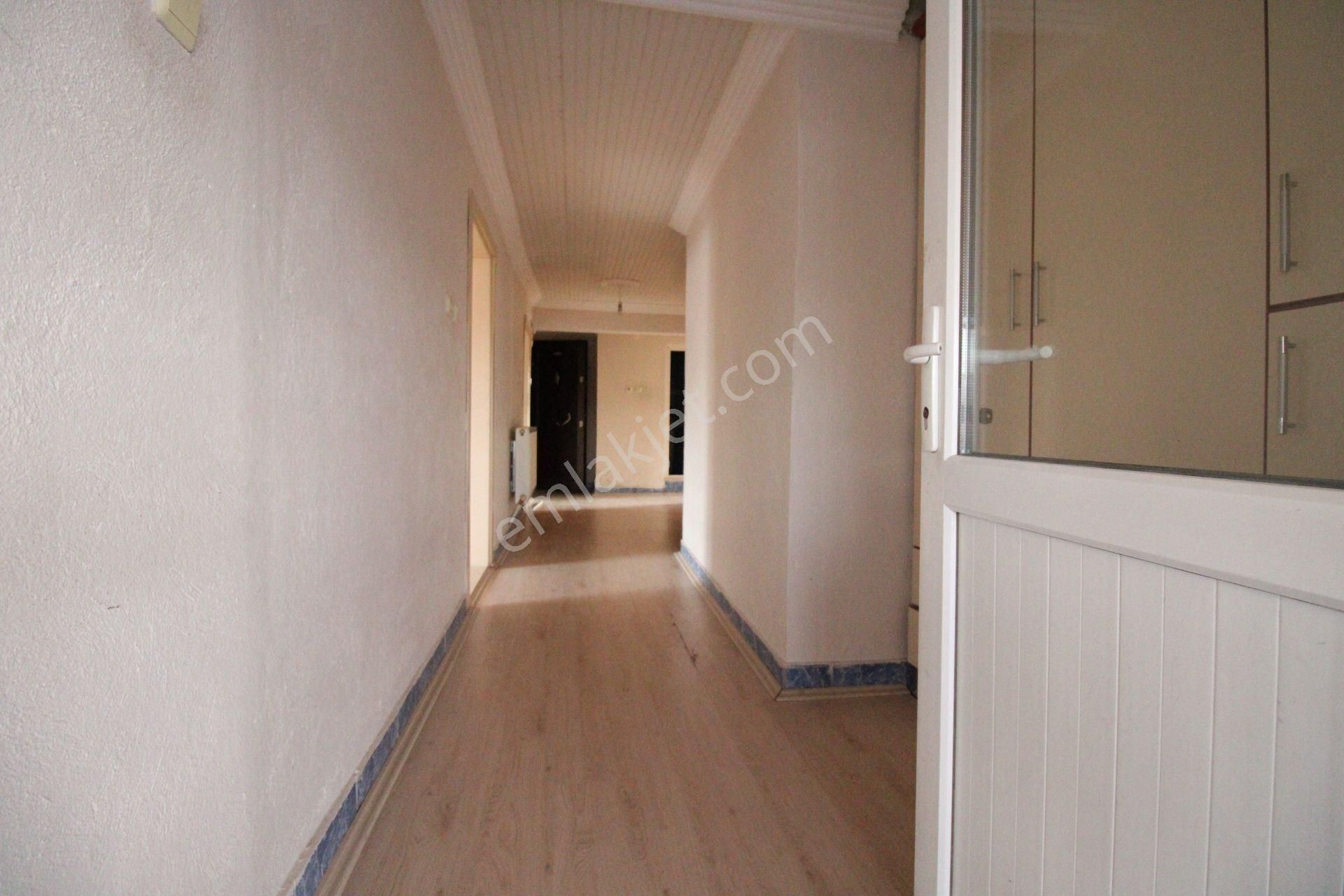 Startkey Yönden Alihikmet Paşa Okulu Karşısı Kiralık Geniş 2+1 - Görsel 13