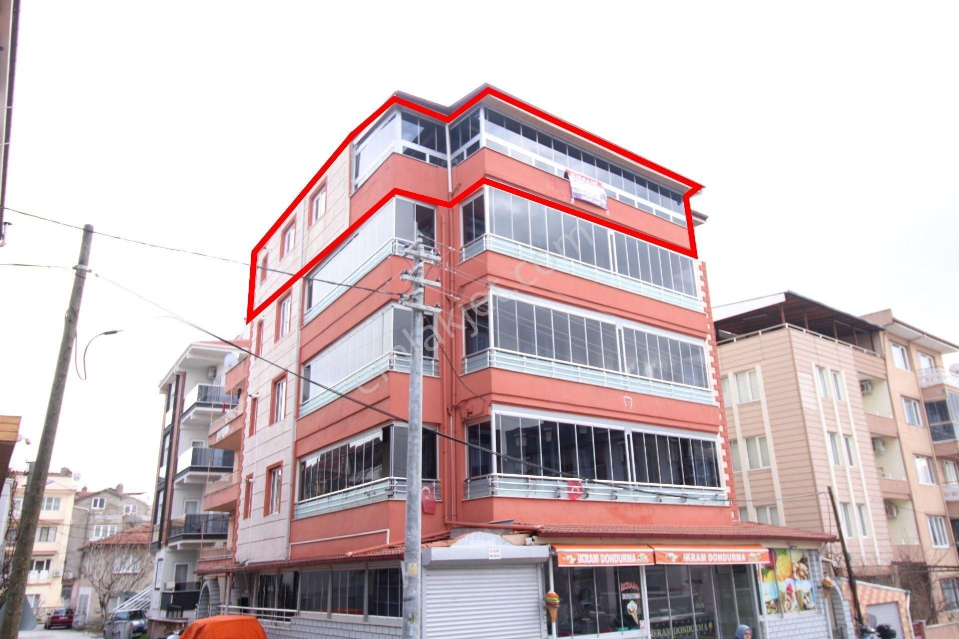 Startkey Yönden Alihikmet Paşa Okulu Karşısı Kiralık Geniş 2+1 - Görsel 22