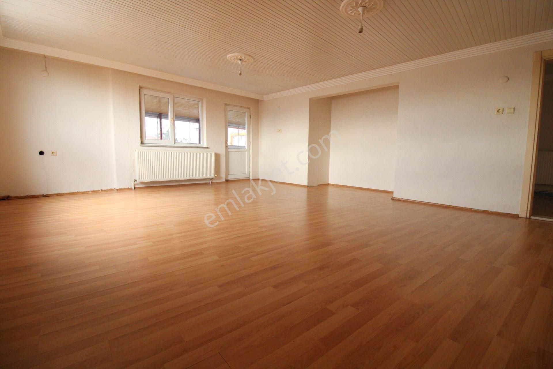 Startkey Yönden Alihikmet Paşa Okulu Karşısı Kiralık Geniş 2+1 - Görsel 8