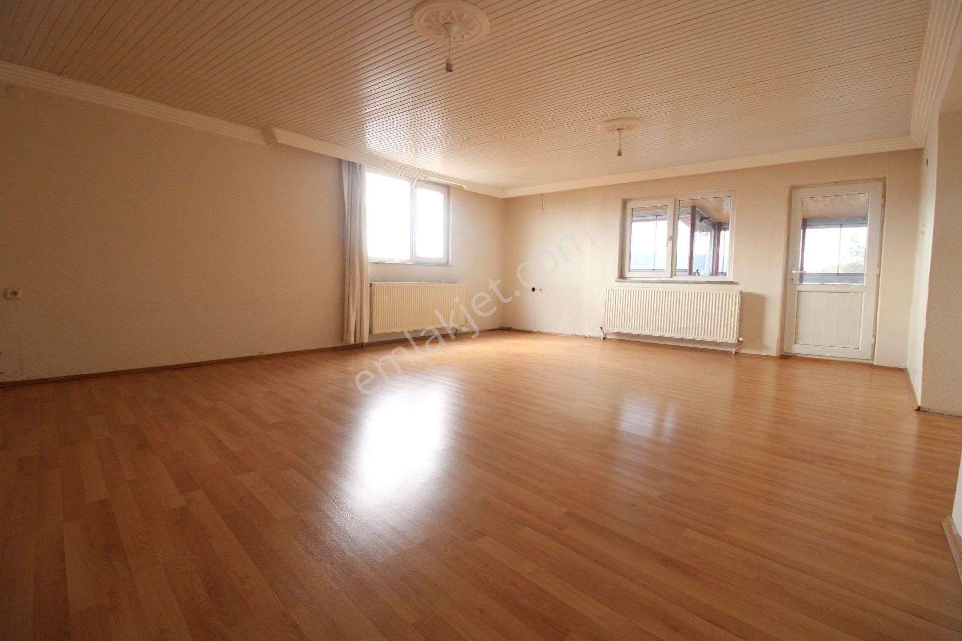 Startkey Yönden Alihikmet Paşa Okulu Karşısı Kiralık Geniş 2+1 - Görsel 7