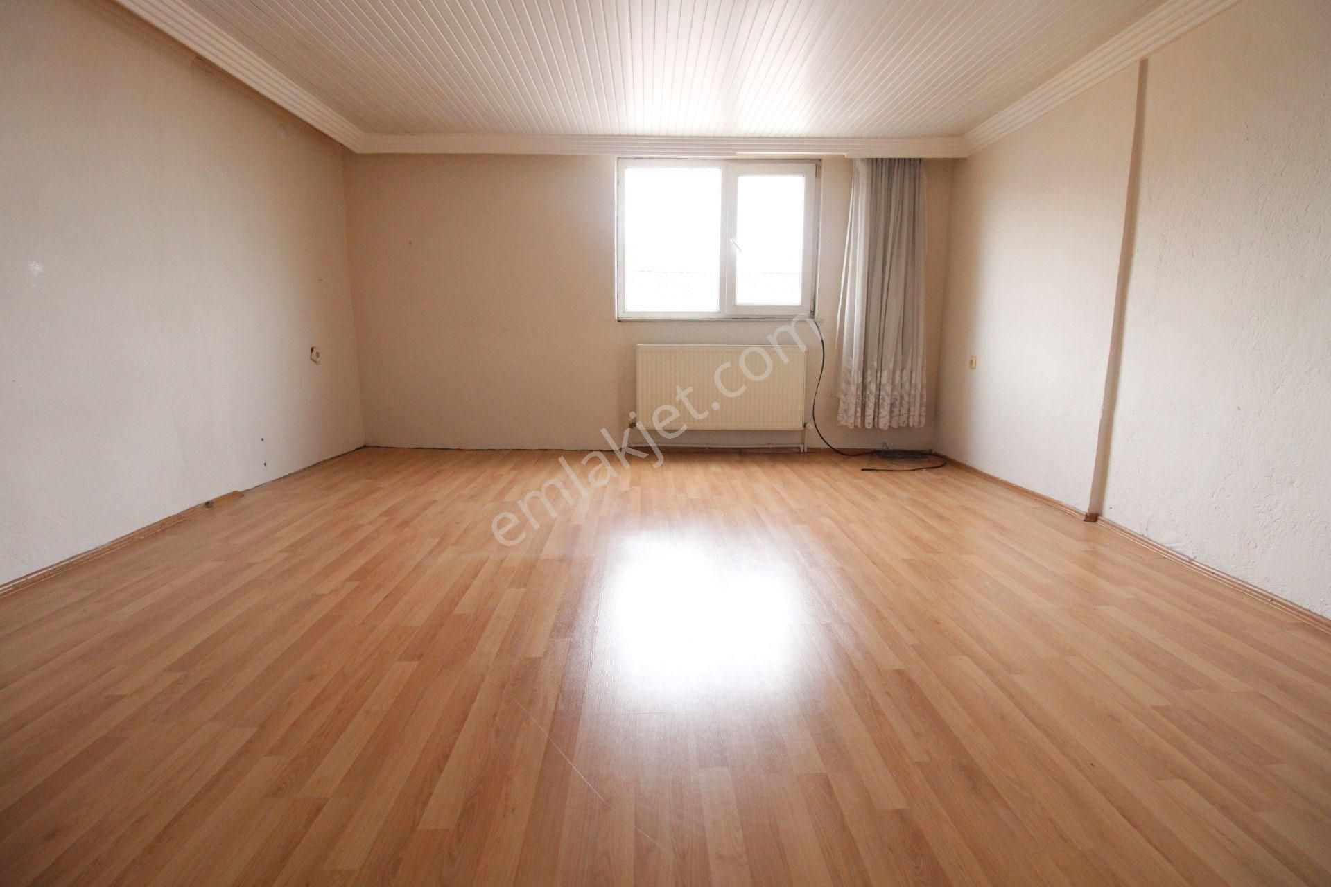 Startkey Yönden Alihikmet Paşa Okulu Karşısı Kiralık Geniş 2+1 - Görsel 5