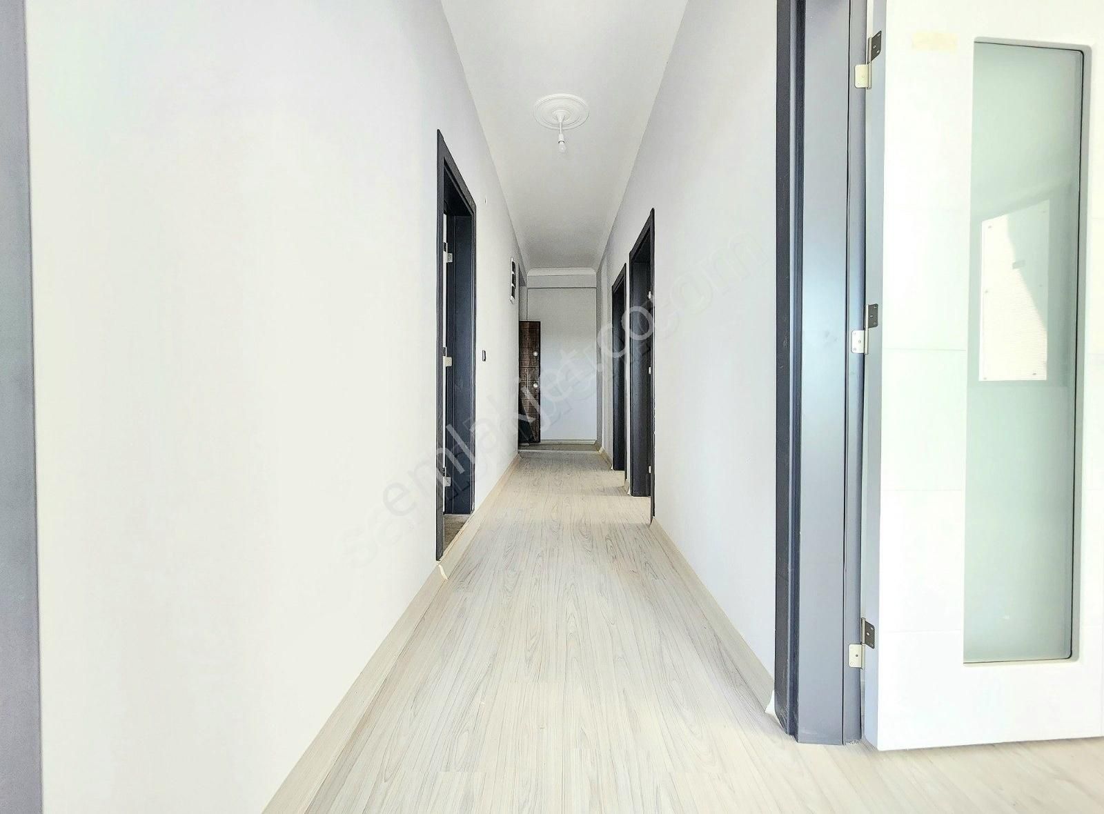 Parla'dan Ön Cephe Sıfır Ebeveyn Banyolu Satılık 2+1 Daire - Görsel 5