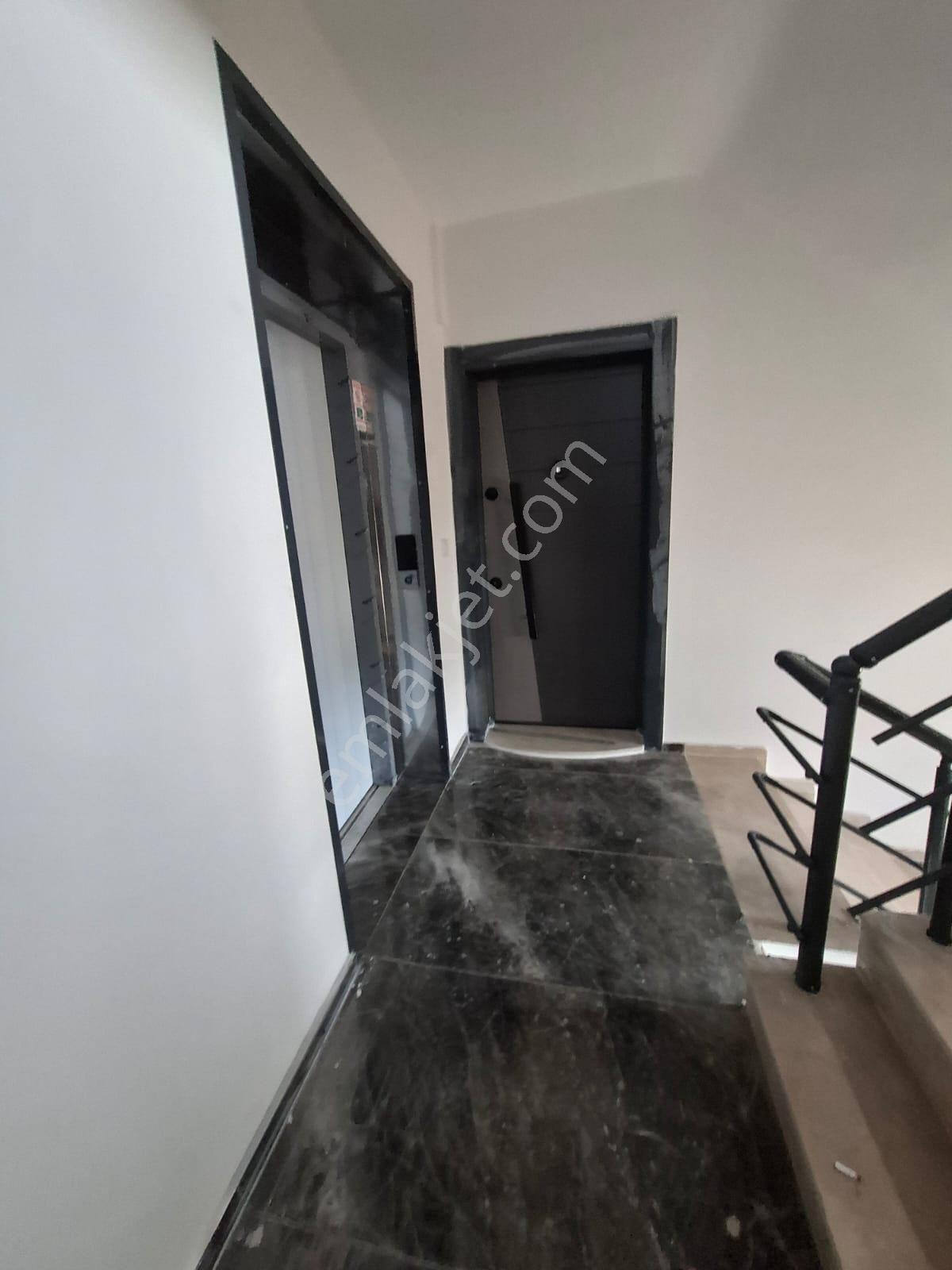 Cumhuriyet Mahallesi’nde Satılık 2+1 Ara Kat Daire Fiyat: 4.500.000 Tl - Görsel 10