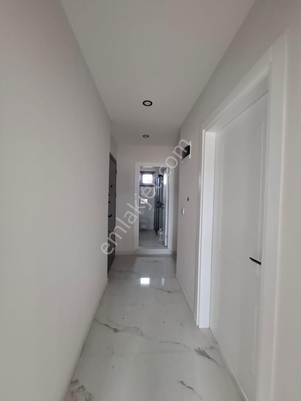 Cumhuriyet Mahallesi’nde Satılık 2+1 Ara Kat Daire Fiyat: 4.500.000 Tl - Görsel 12