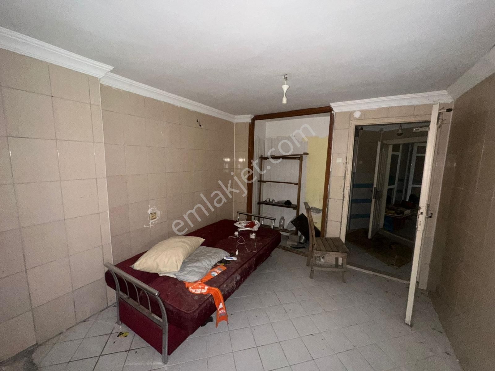 Alanya Mahmutlar 2+1 100m2 Havuzlu Eşyalı Denize 100m Acilllllll - Görsel 5