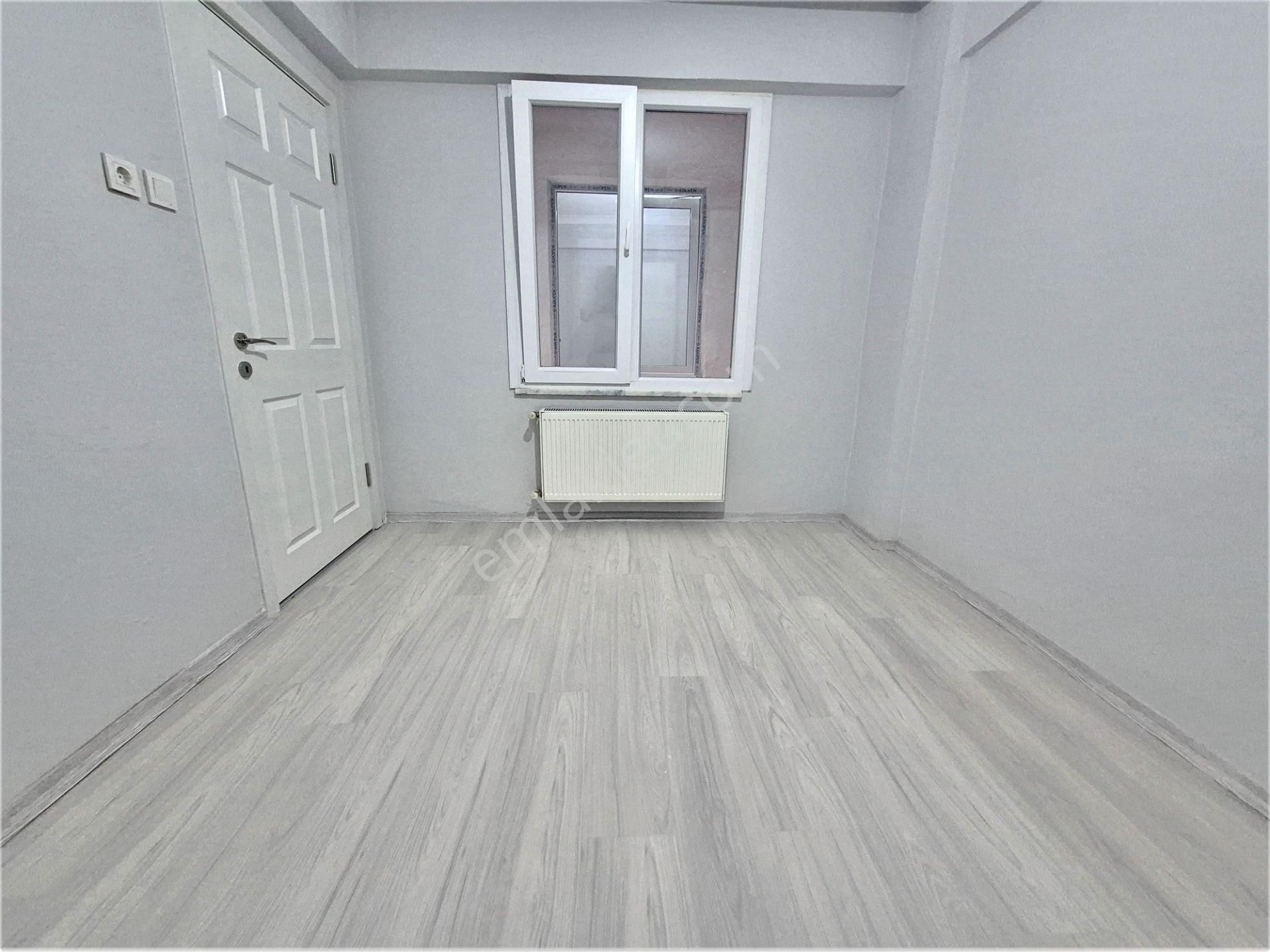 🌀gültaş Emlaktan Edremitte Satılık Merkezde Ön Cephe Jeotermalli Oturuma Hazır 2+1 Daire - Görsel 28