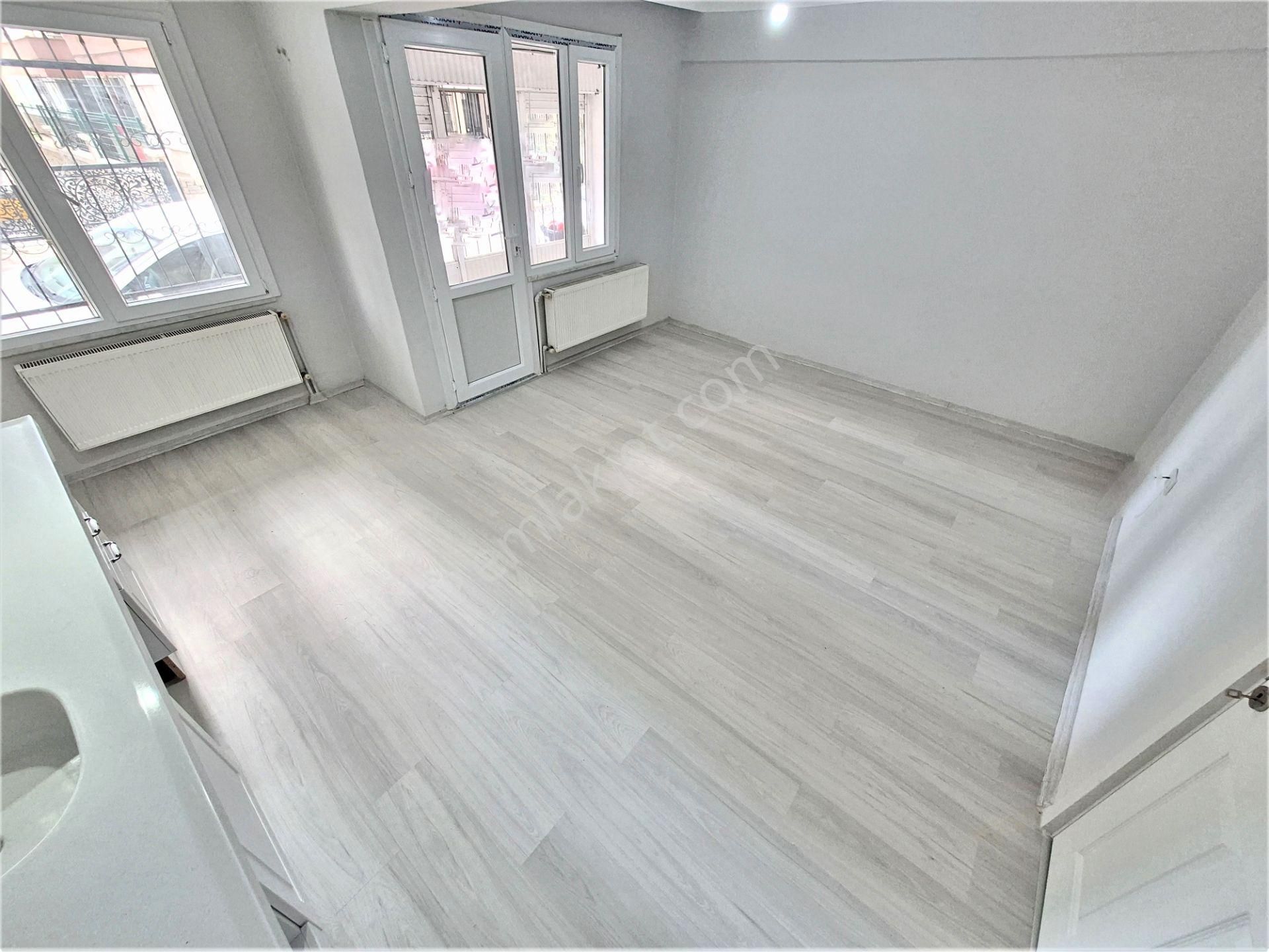 🌀gültaş Emlaktan Edremitte Satılık Merkezde Ön Cephe Jeotermalli Oturuma Hazır 2+1 Daire - Görsel 8