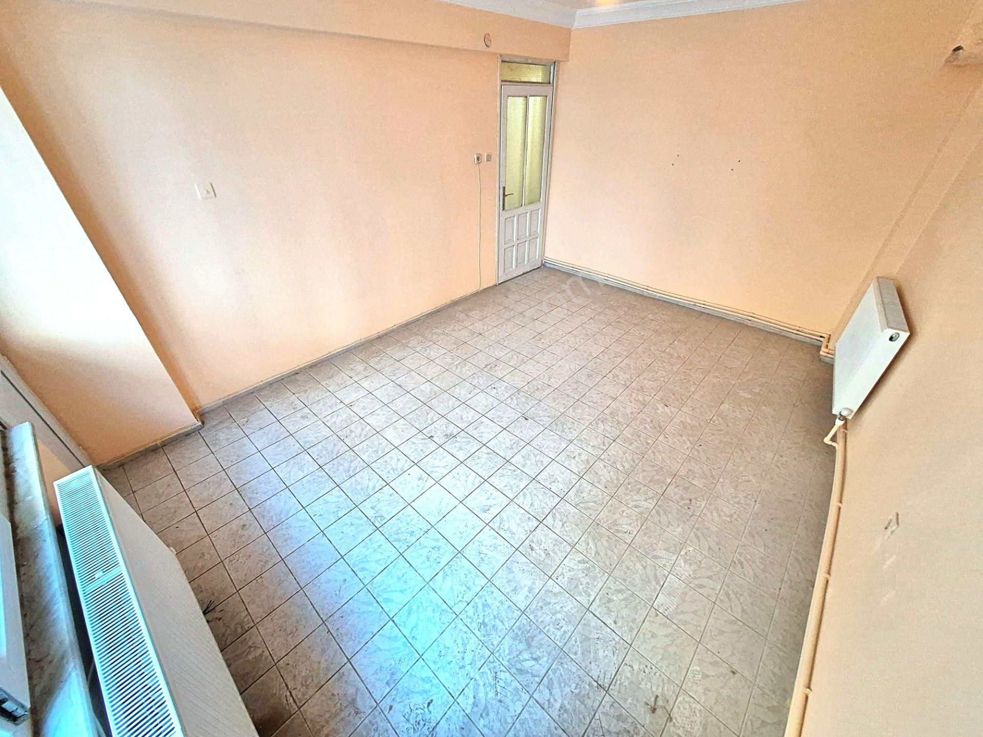 🌀yetki Gültaş Emlaktan Edremit Merkezde Satılık Ayrı Mutfaklı 2+1 Kaçırılmaz Fırsat Daire - Görsel 15