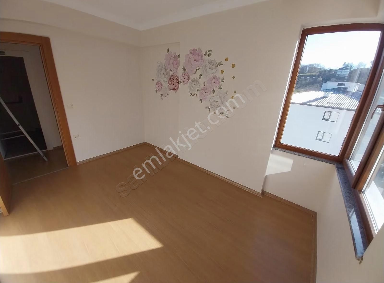 Mimozapark Sitesi'nde Deniz Manzaralı Ferah Fırsat 3+1 Daire - Görsel 18