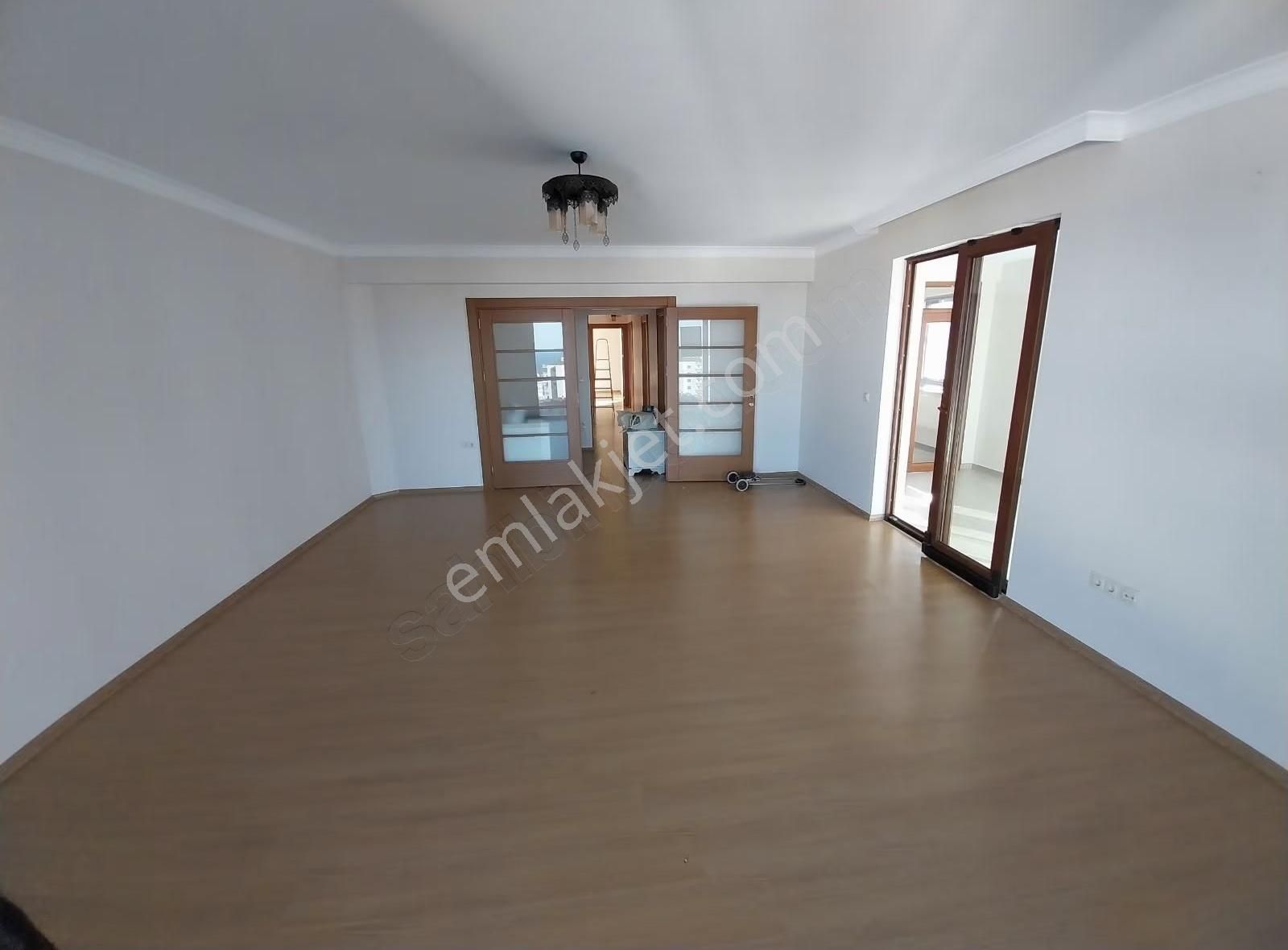 Mimozapark Sitesi'nde Deniz Manzaralı Ferah Fırsat 3+1 Daire - Görsel 19