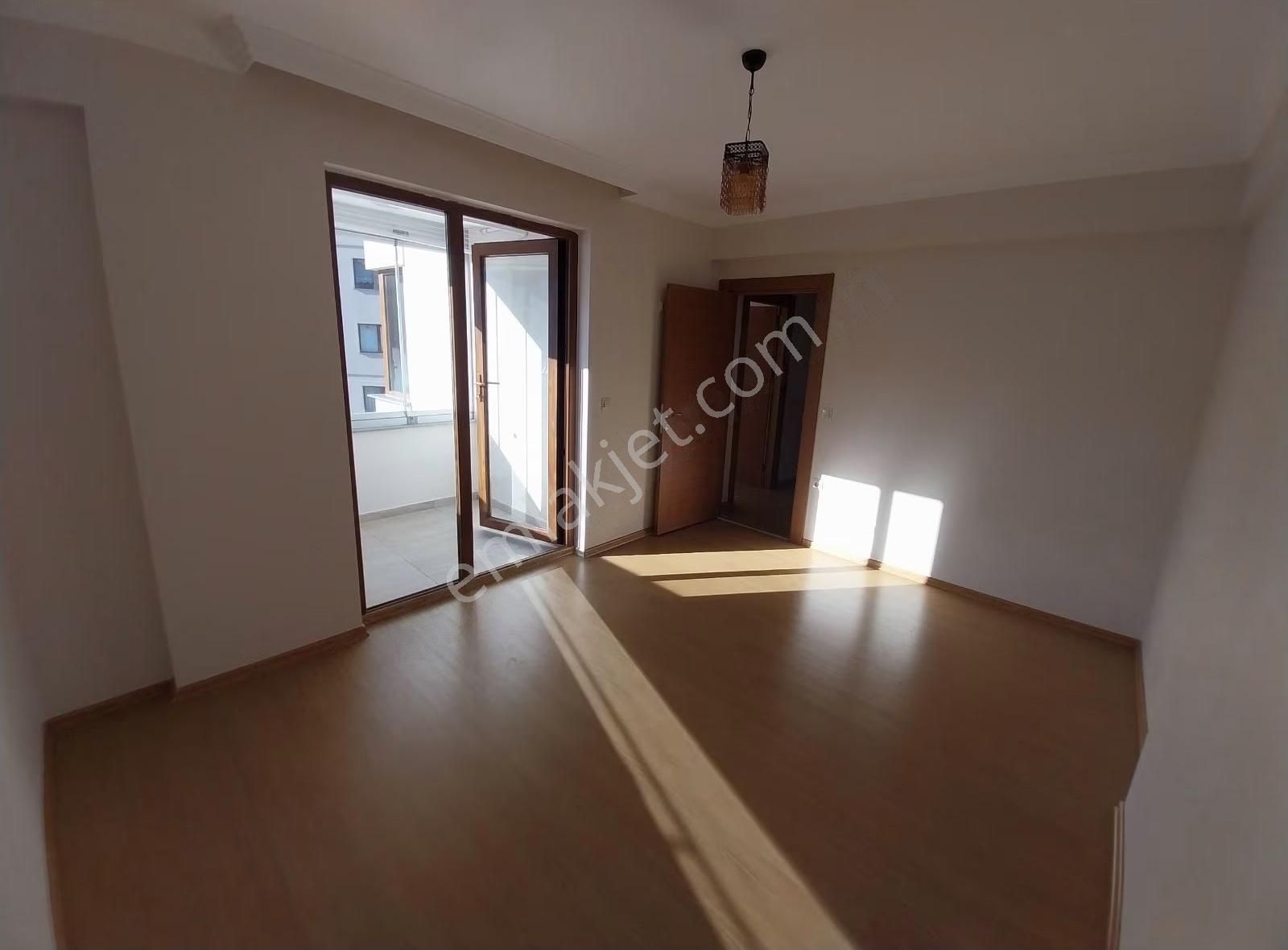 Mimozapark Sitesi'nde Deniz Manzaralı Ferah Fırsat 3+1 Daire - Görsel 2