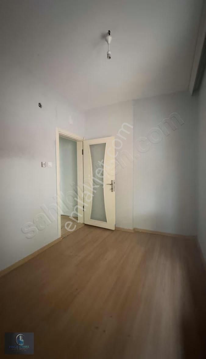 Marmara Hast Ve Metrosuna Yürüme Mesafesi Merkeze Yakın Ara Kat - Görsel 2