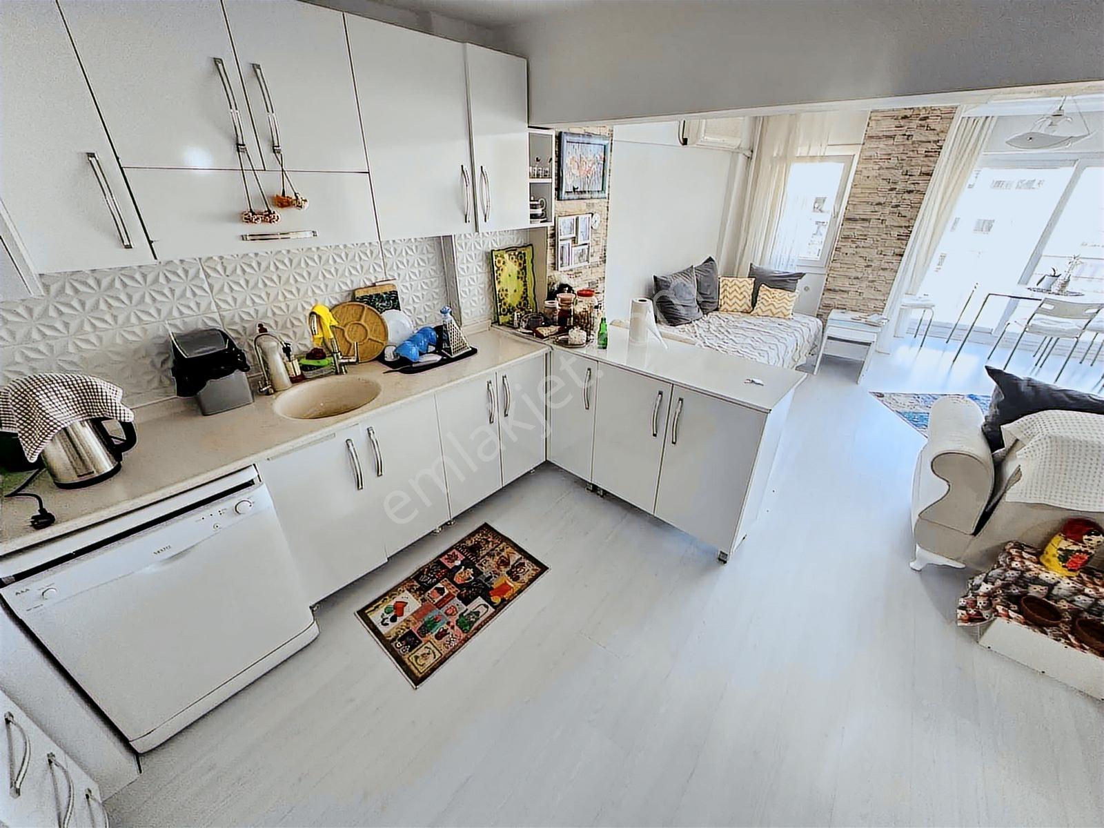 İzmirpark Yakını 2+1 110 M2 Geniş Doğalgazlı Asansörlü Satılık - Görsel 20