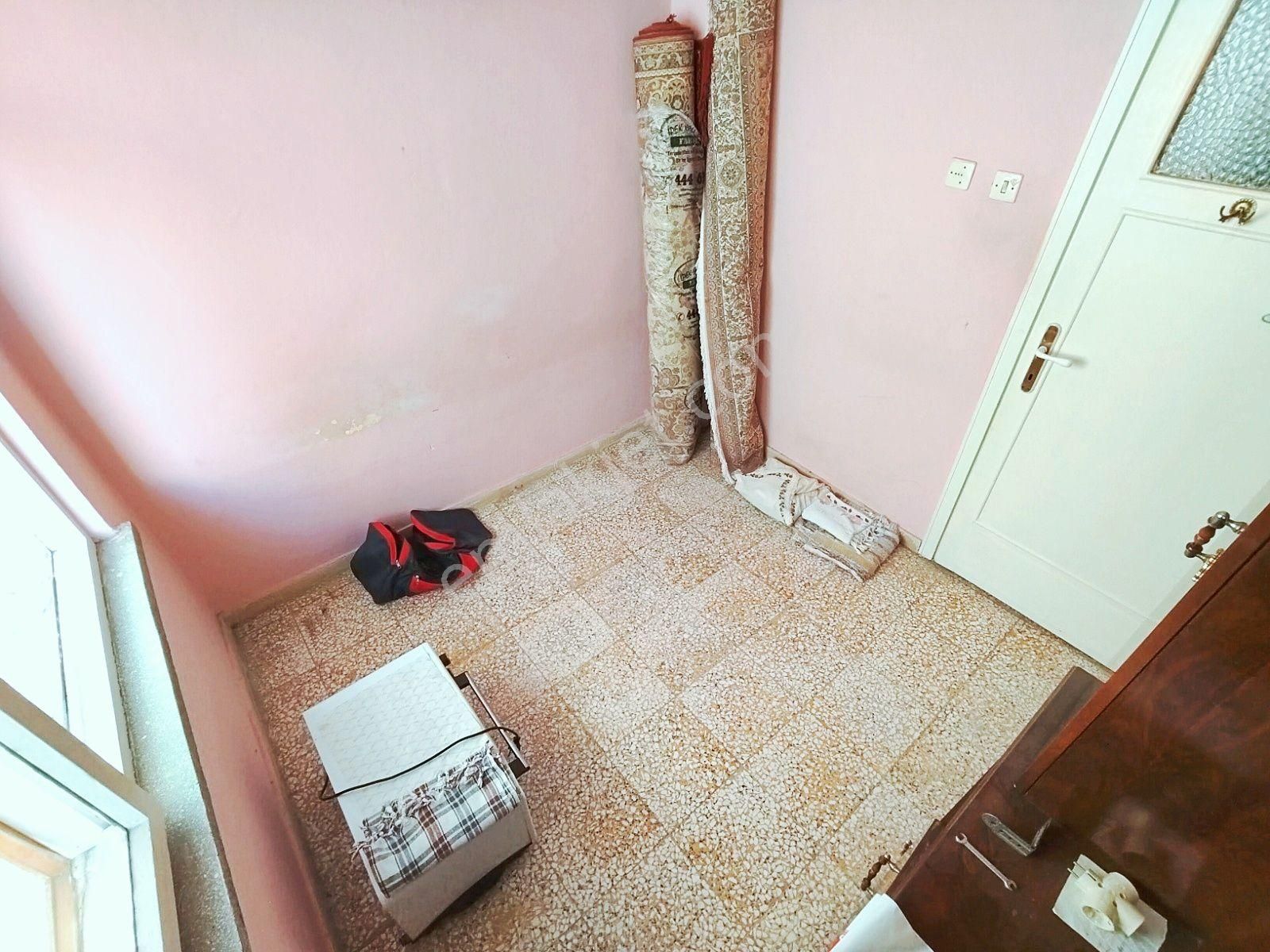 🌀gültaş Emlaktan Akçay Kordona 350m Ayrı Mutfaklı Panjurlu 2+1 Satılık Daire - Görsel 24