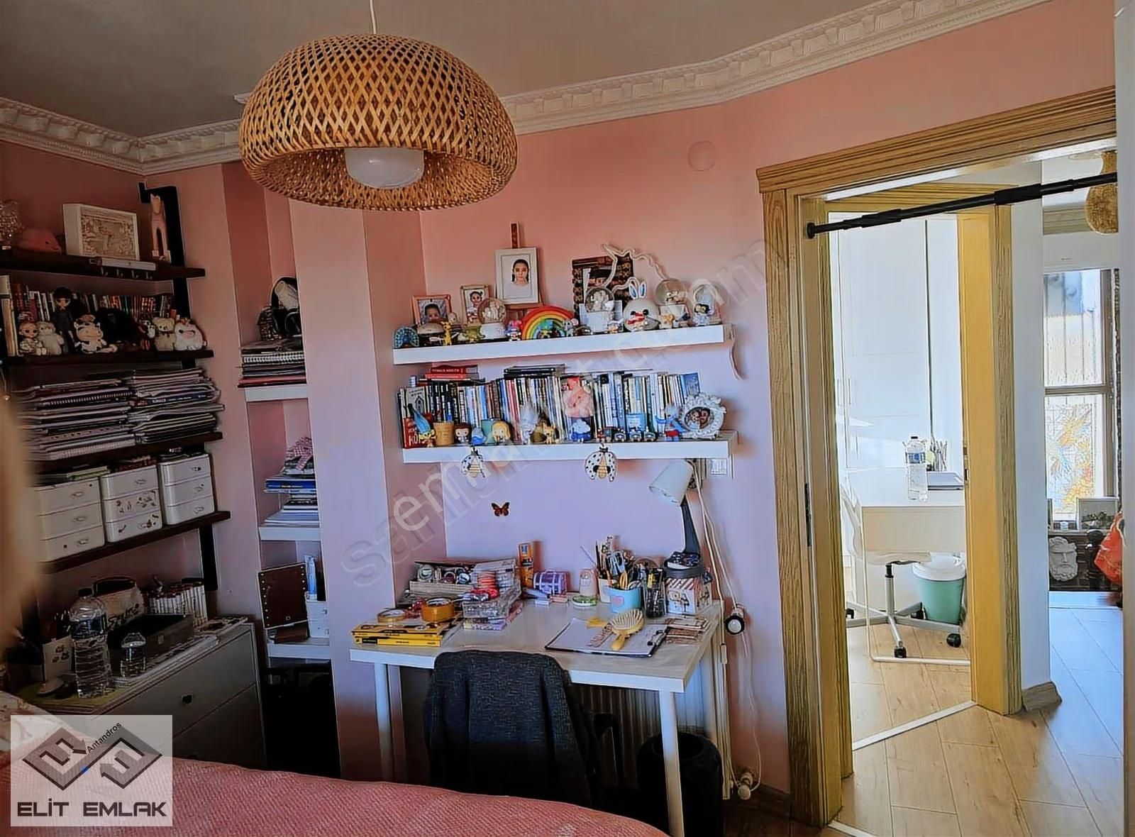 Altınoluk Köy Meydanında Tam Müstakil Bahçeli Lüks Villa - Görsel 10