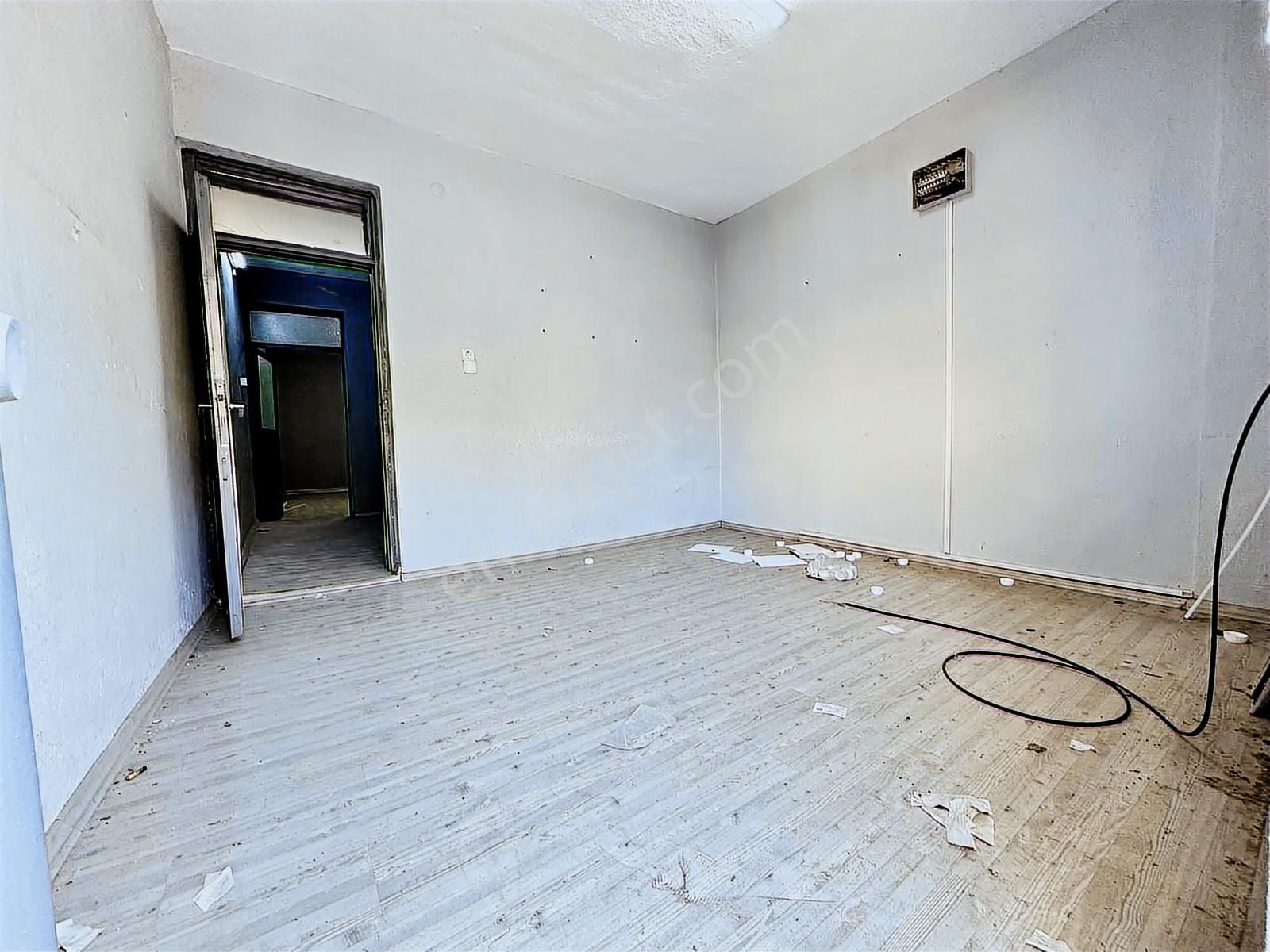 Karabağlar Sanayi'de 290 M2 Satılık Dükkan Ve Komple Bina - Görsel 14