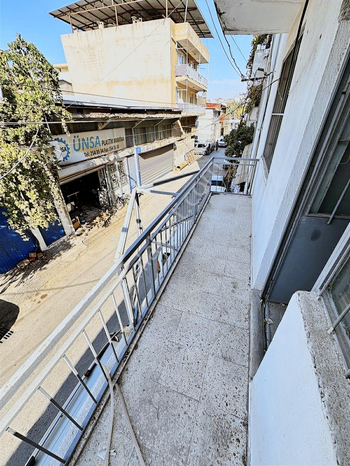 Karabağlar Sanayi'de 290 M2 Satılık Dükkan Ve Komple Bina - Görsel 12