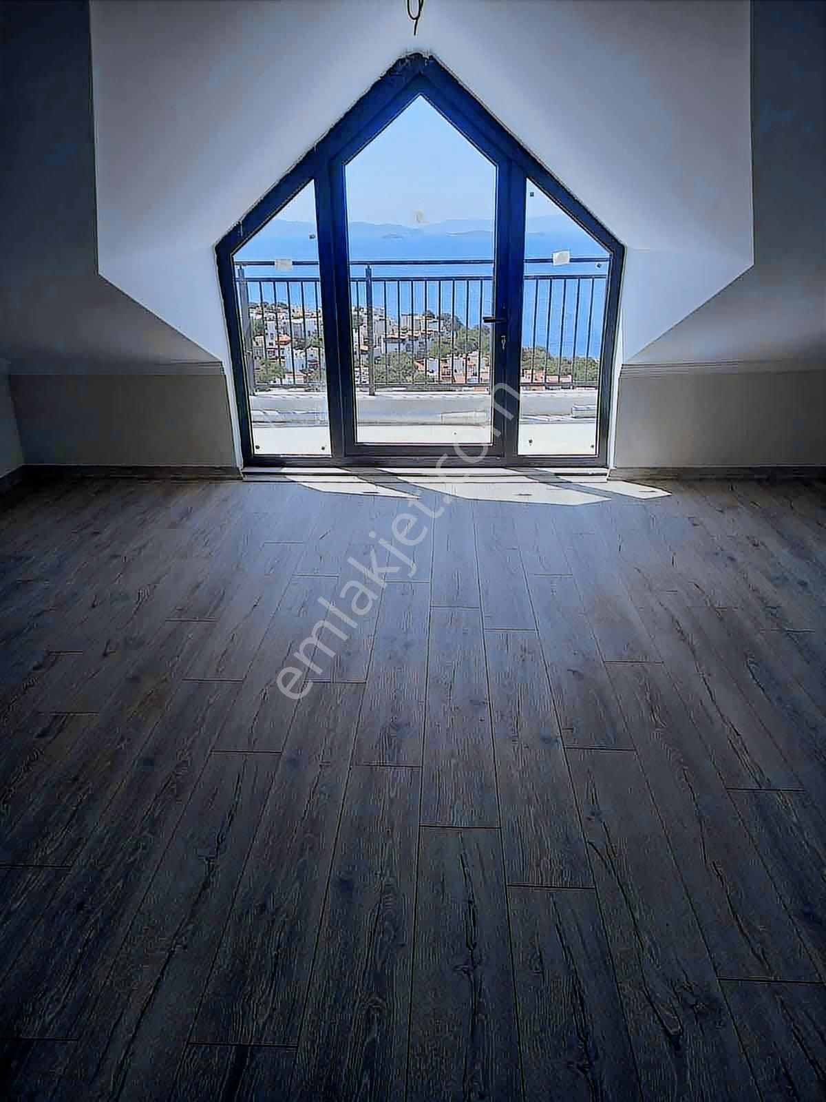 Çandarlı Piri Reis'te 5+2 Villa - Görsel 11