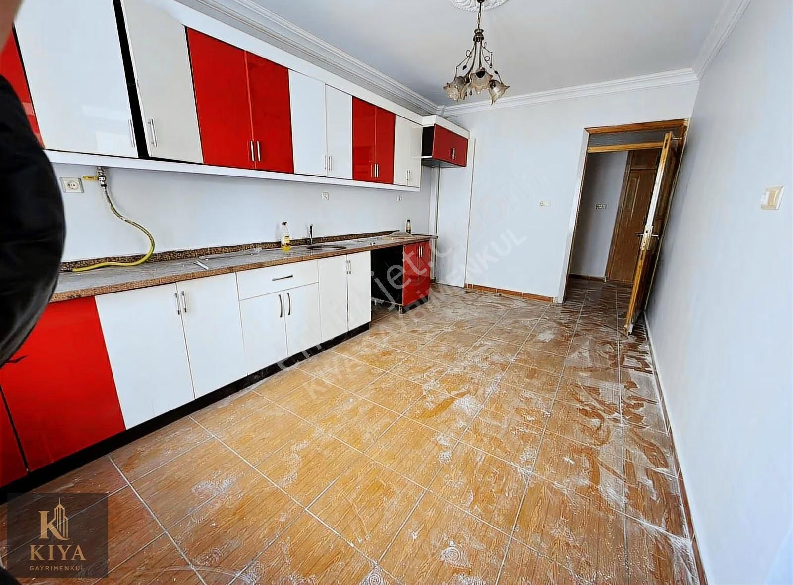 Burak Mahallesi Ana Cadde Üstü 3+1 Kiralık Daire - Görsel 2